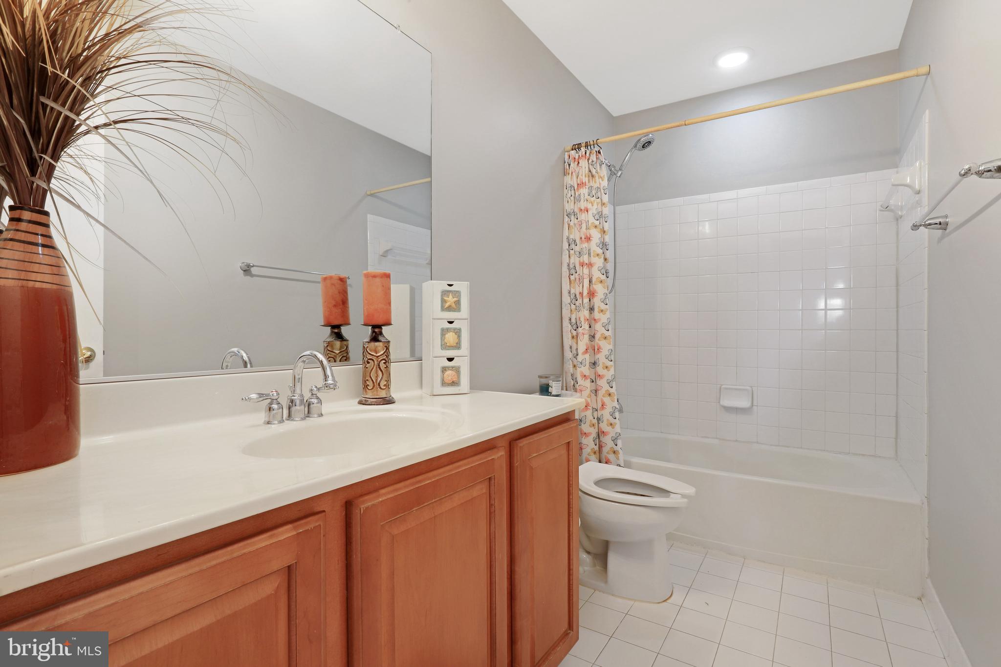 SHEFFIELD/FAIRWAY VILLAGE - Residential