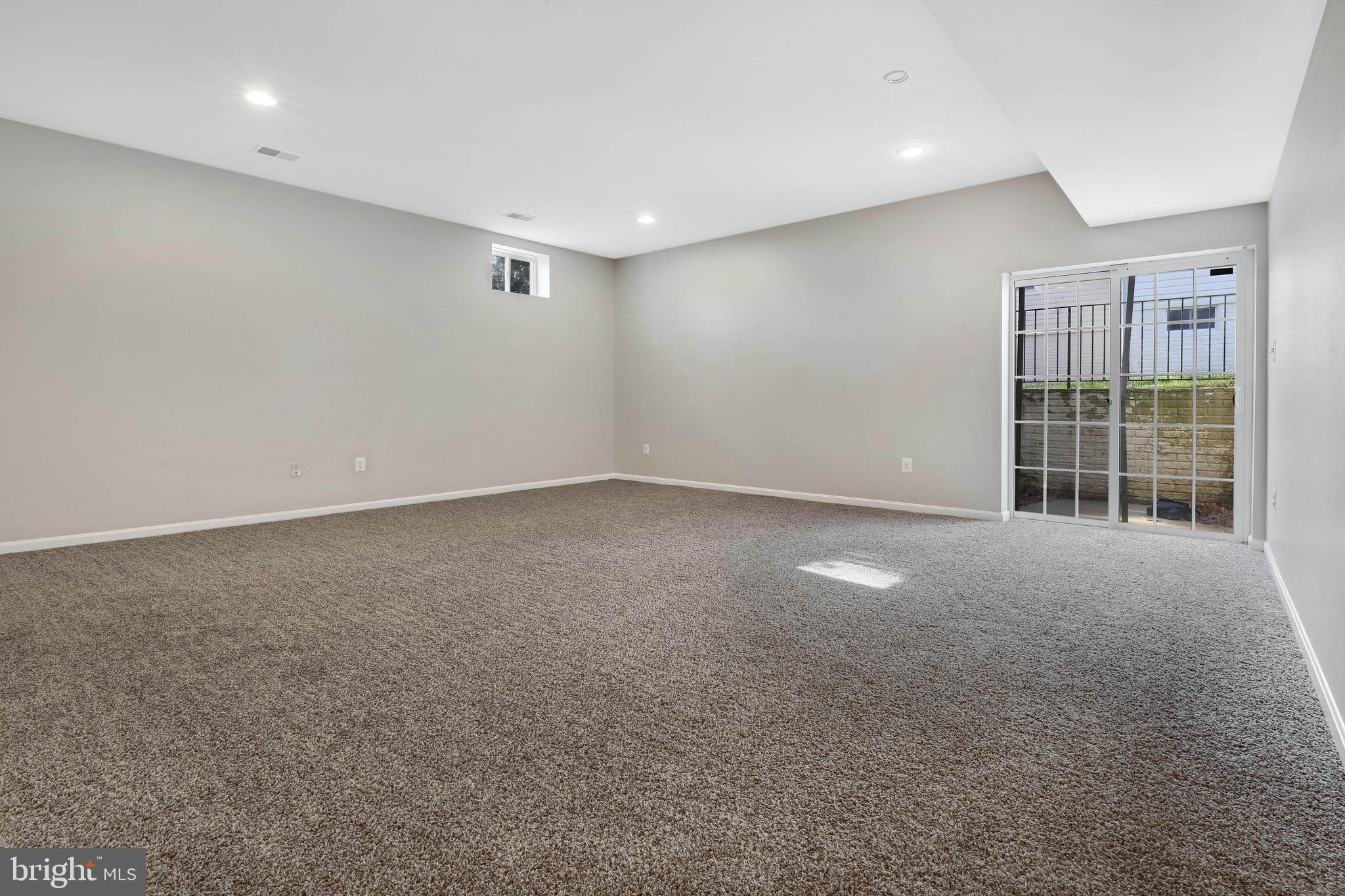 SHEFFIELD/FAIRWAY VILLAGE - Residential