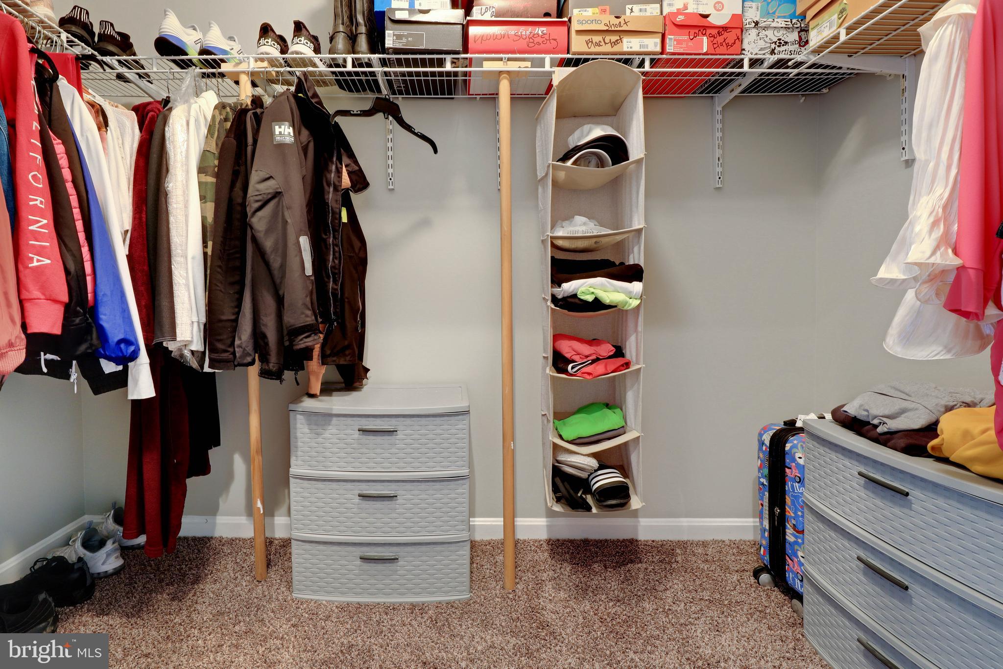 SHEFFIELD/FAIRWAY VILLAGE - Residential