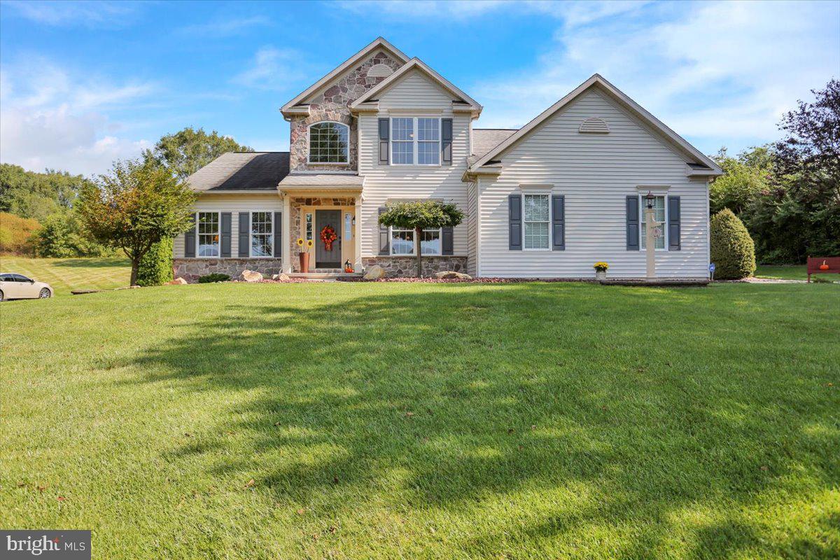 Pristine 3 bedroom 2 1/2 bath in the desirable Wilson school district situated on 1/2 acre. When walking thru the front door you will be greeted by an elegant dining room with tray ceiling and to the left of the foyer is a formal living room. For the chef in the house there is a beautiful eat-in kitchen equipped w/quartz countertops, island, pantry, stainless steel appliances , microwave and yes, soft close doors which opens up to a family room with gas fireplace and recessed lighting. There is a master suite off the kitchen with a walk in closet and full bath along with a nice laundry room equipped with washer/dryer and built in cabinets. After a long day, sit back and relax while enjoying a favorite beverage on your amazing covered patio gazing over a beautiful yard while letting the dogs play in the fenced off area. You can also cozy up on your parklike bench off the driveway. Heated side entry garage is drywalled and also as pristine as the home!!!!!!
You don't want to miss this one!!!
