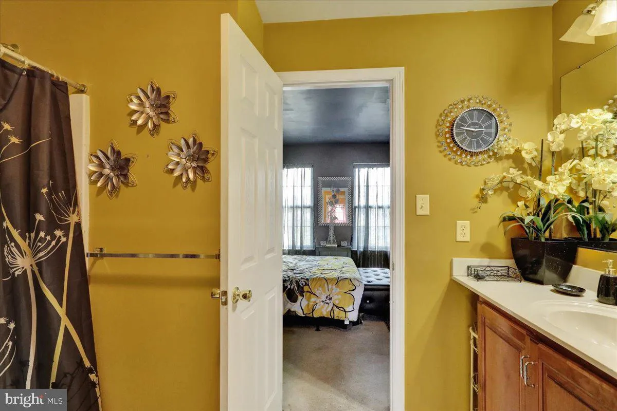 Reading, Pennsylvania 19607, United States, 5 Bedrooms Bedrooms, ,5 BathroomsBathrooms,Residential,Pending,100716