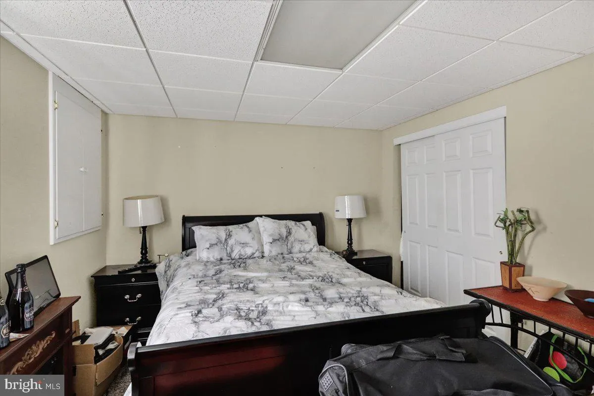 Reading, Pennsylvania 19607, United States, 5 Bedrooms Bedrooms, ,5 BathroomsBathrooms,Residential,Pending,100716