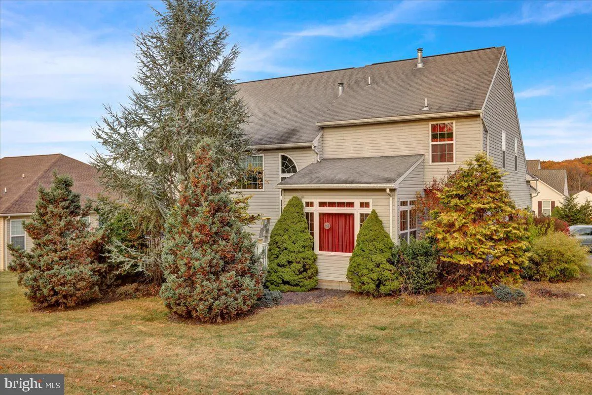 Reading, Pennsylvania 19607, United States, 5 Bedrooms Bedrooms, ,5 BathroomsBathrooms,Residential,Pending,100716