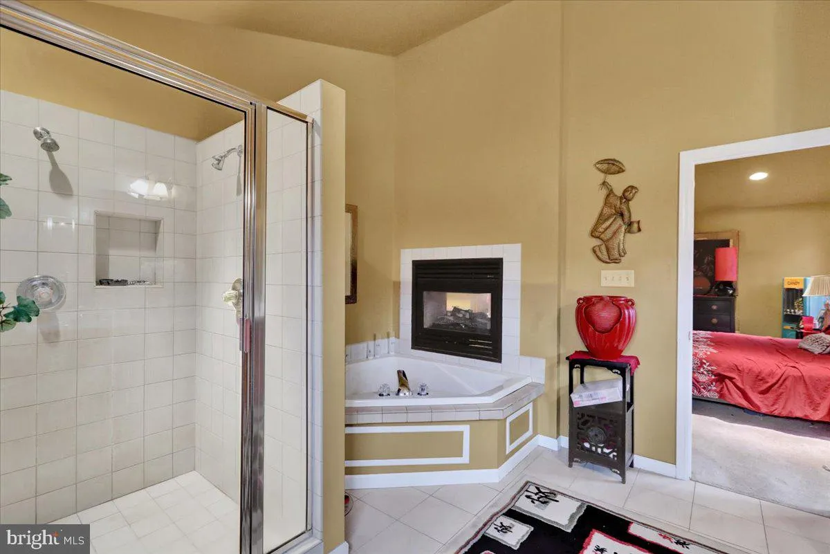 Reading, Pennsylvania 19607, United States, 5 Bedrooms Bedrooms, ,5 BathroomsBathrooms,Residential,Pending,100716