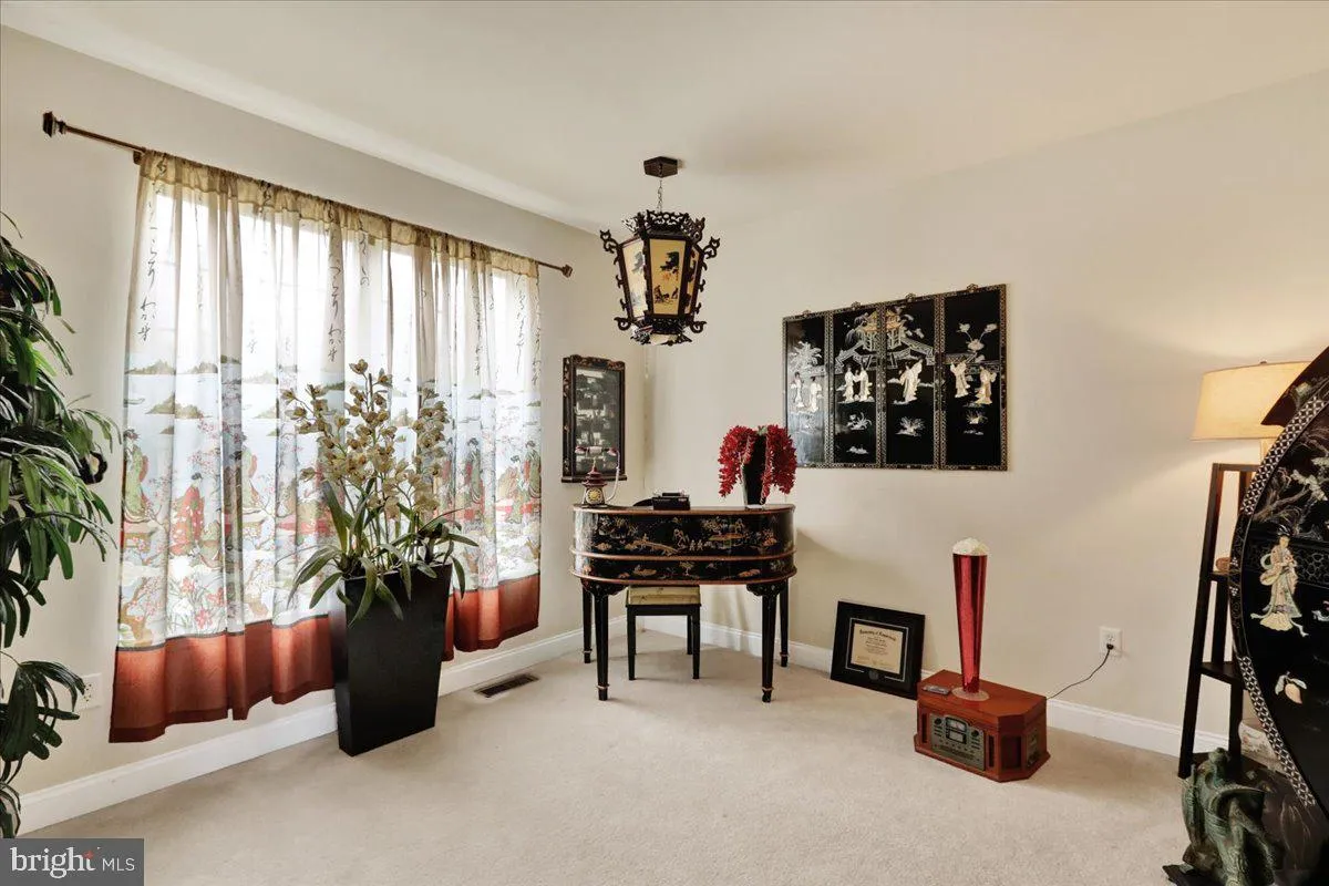 Reading, Pennsylvania 19607, United States, 5 Bedrooms Bedrooms, ,5 BathroomsBathrooms,Residential,Pending,100716