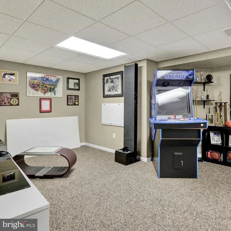 Reading, Pennsylvania 19607, United States, 5 Bedrooms Bedrooms, ,5 BathroomsBathrooms,Residential,Pending,100716