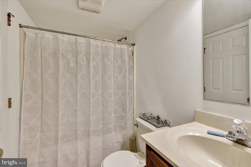 listing image 53