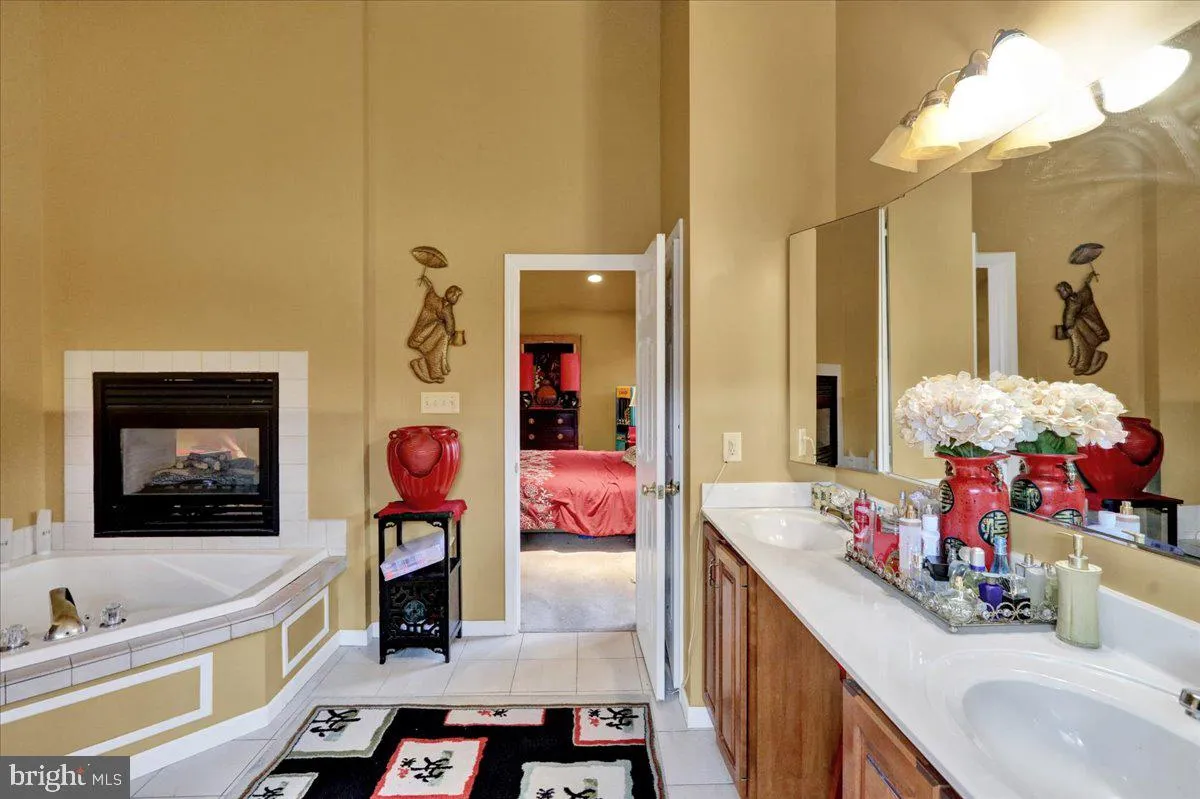 Reading, Pennsylvania 19607, United States, 5 Bedrooms Bedrooms, ,5 BathroomsBathrooms,Residential,Pending,100716