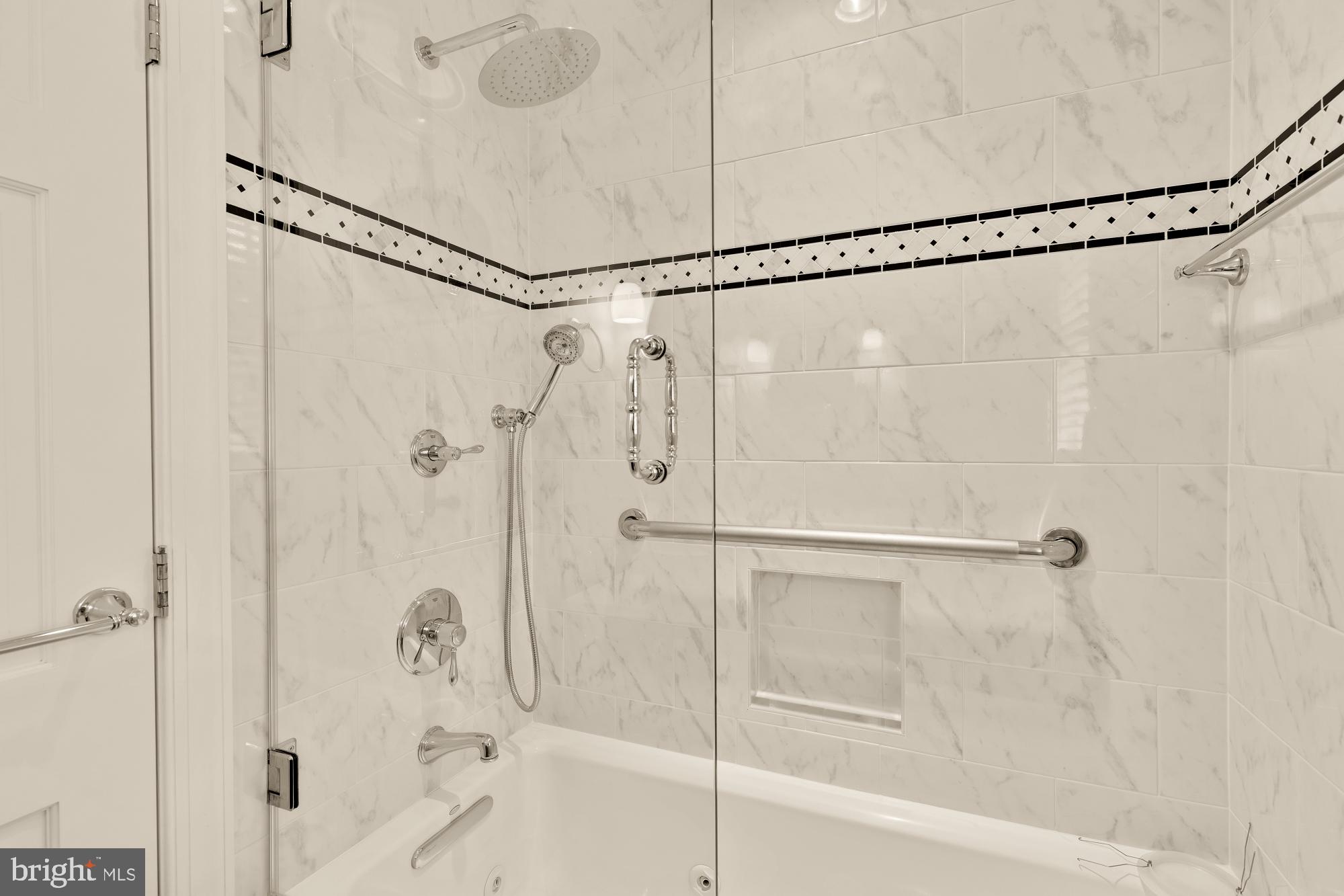 BELLE HAVEN - Residential