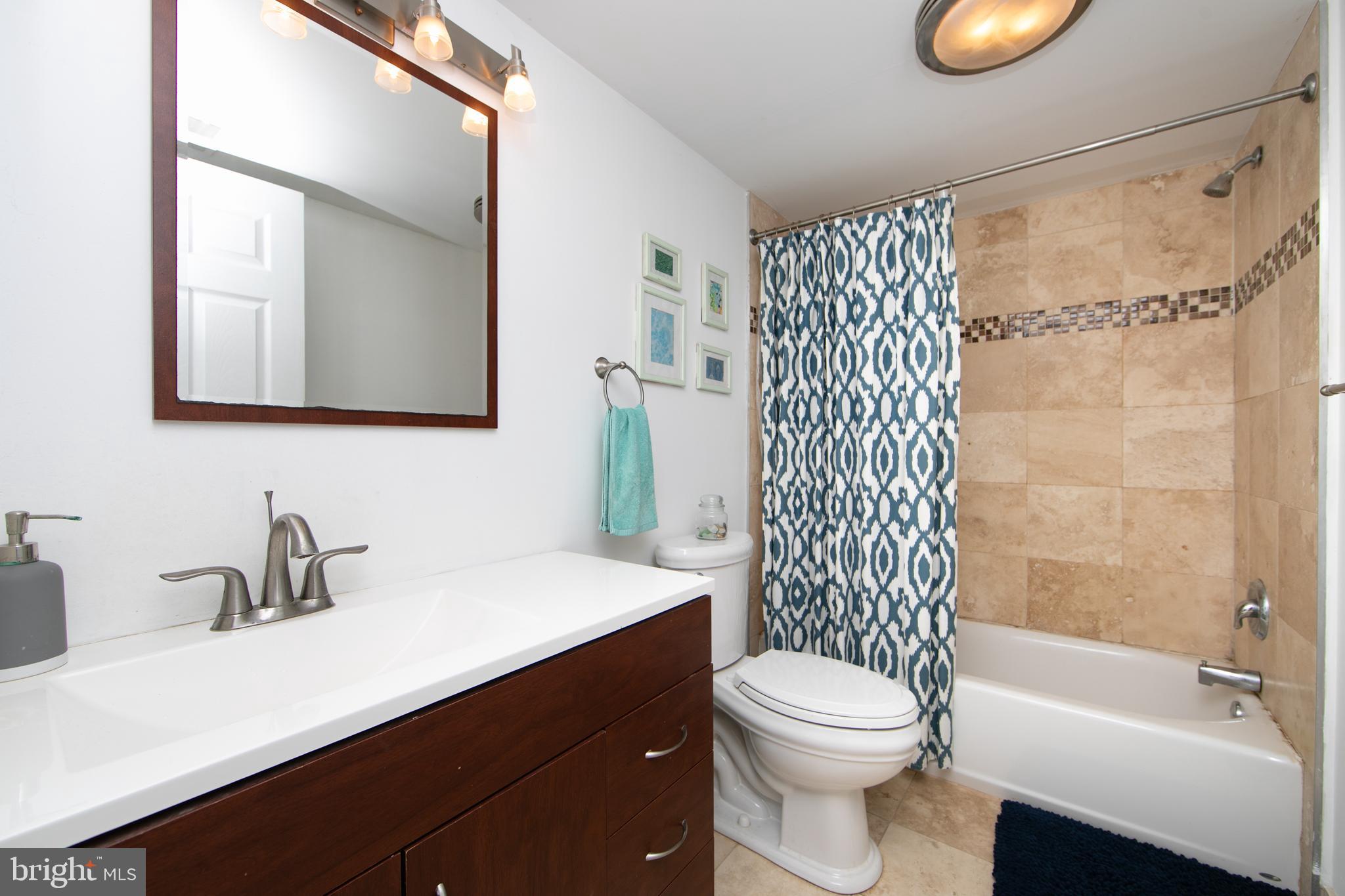 FRANCISVILLE - Residential