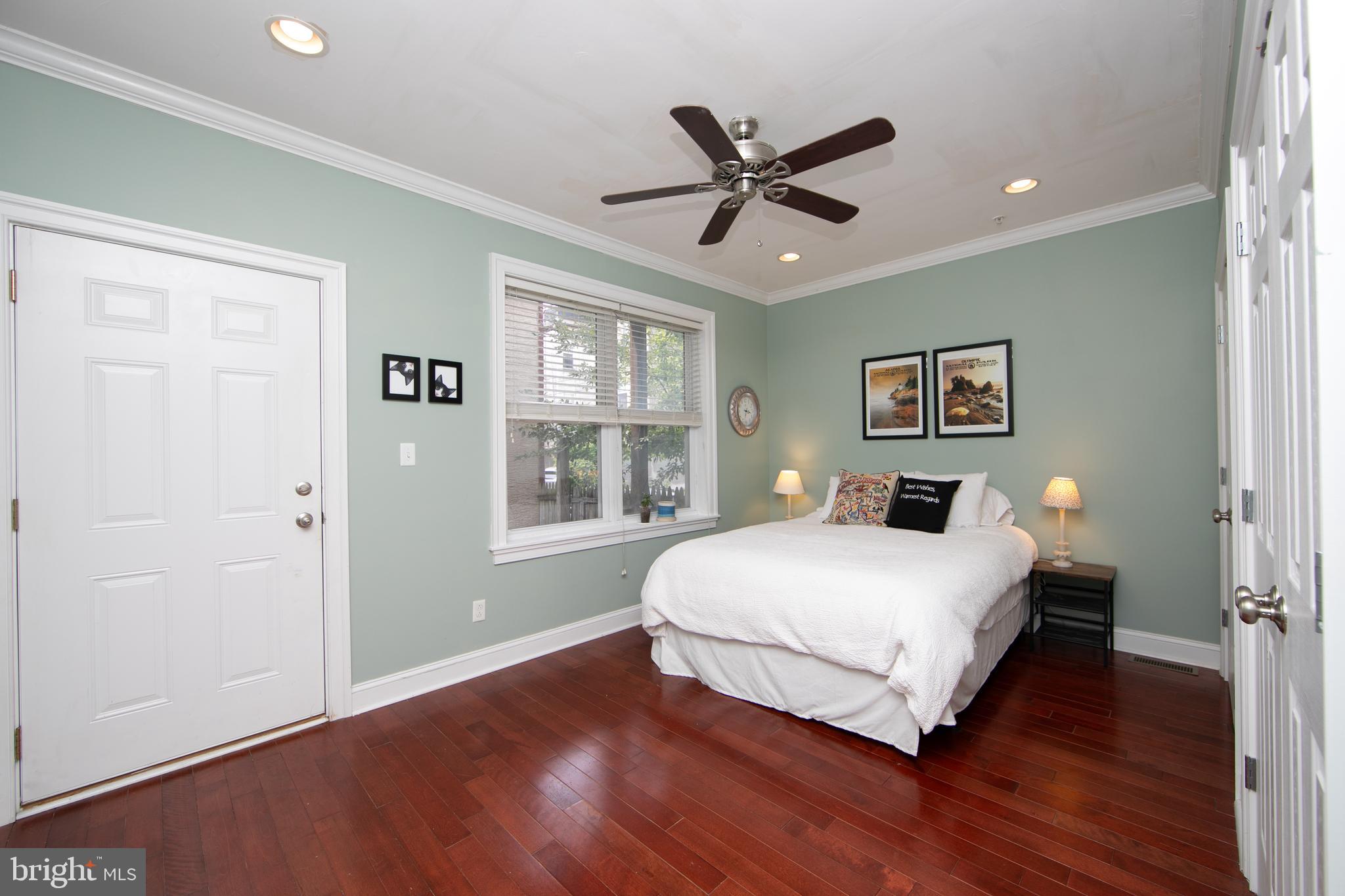 FRANCISVILLE - Residential