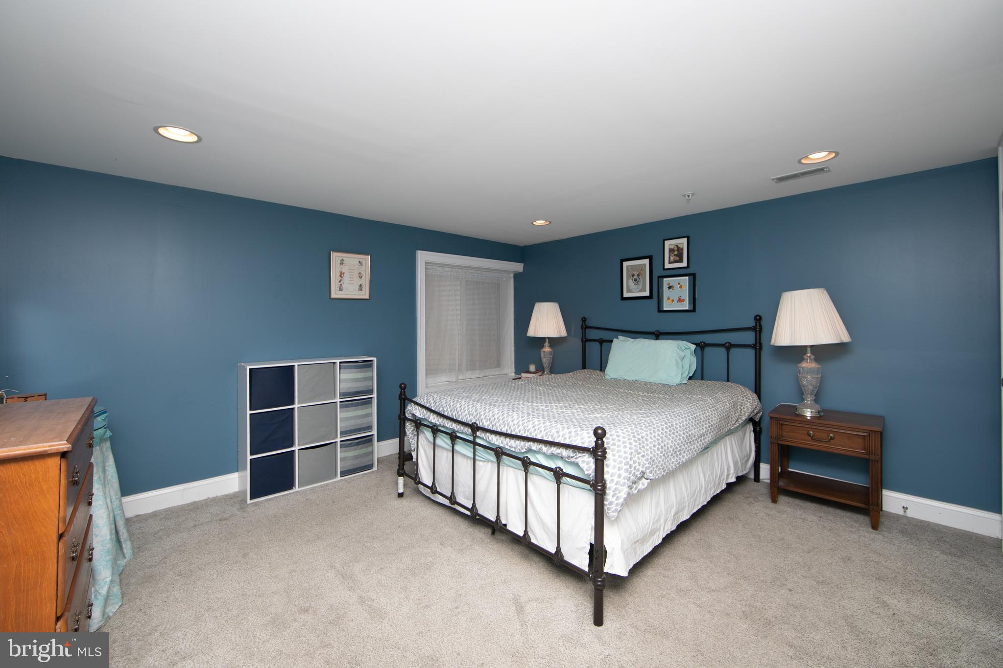 FRANCISVILLE - Residential