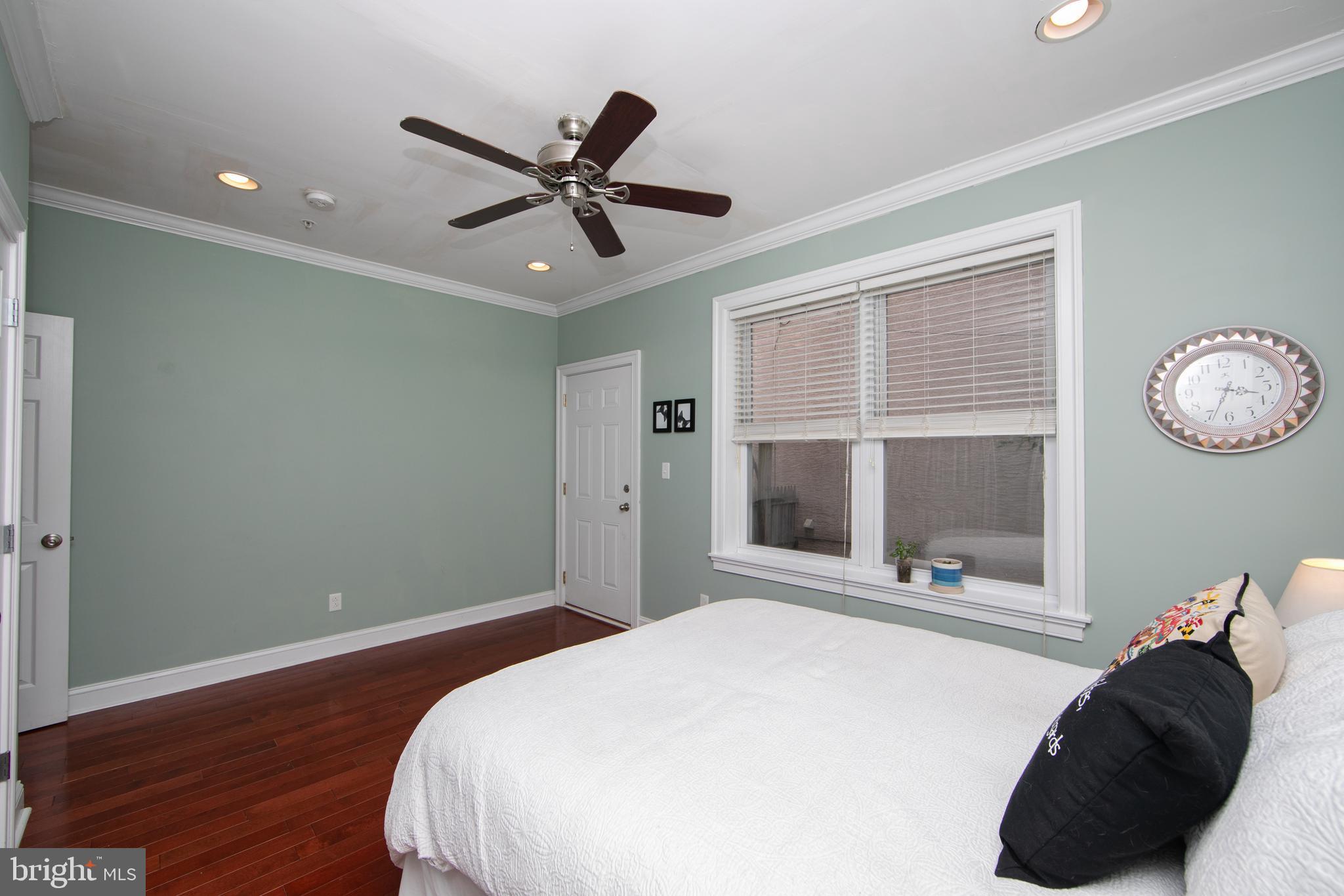 FRANCISVILLE - Residential