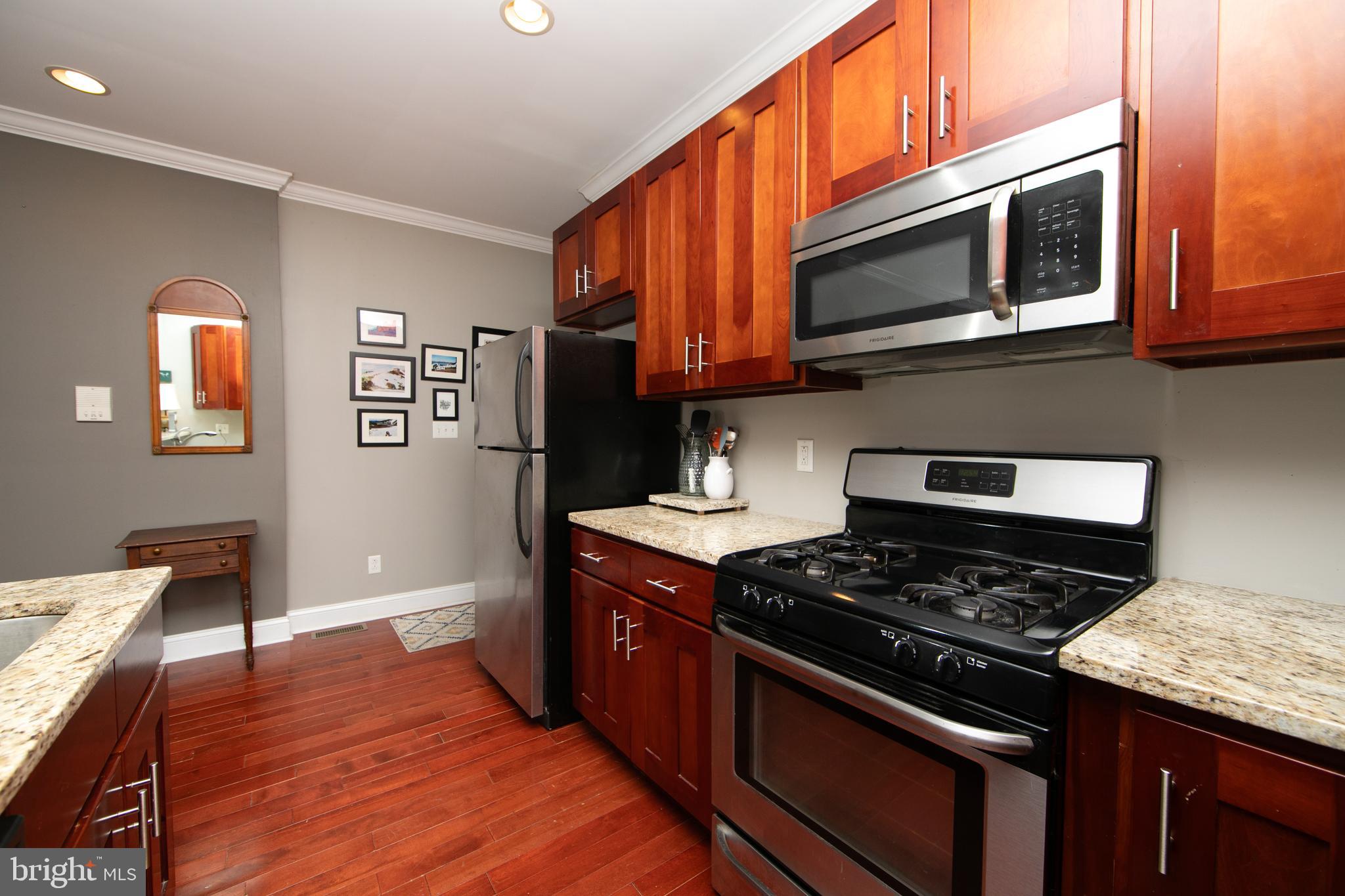 FRANCISVILLE - Residential