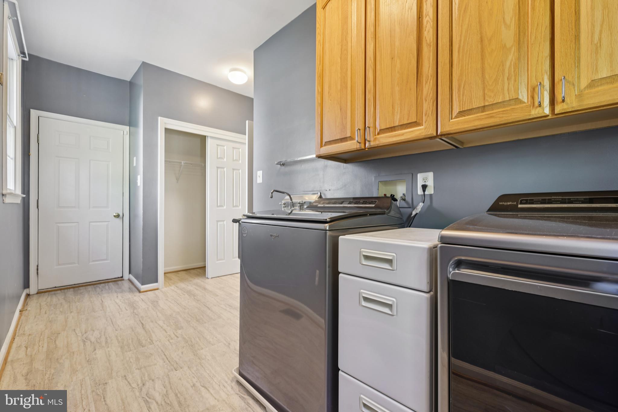 VILLAGE OF RIVER HILL - Residential