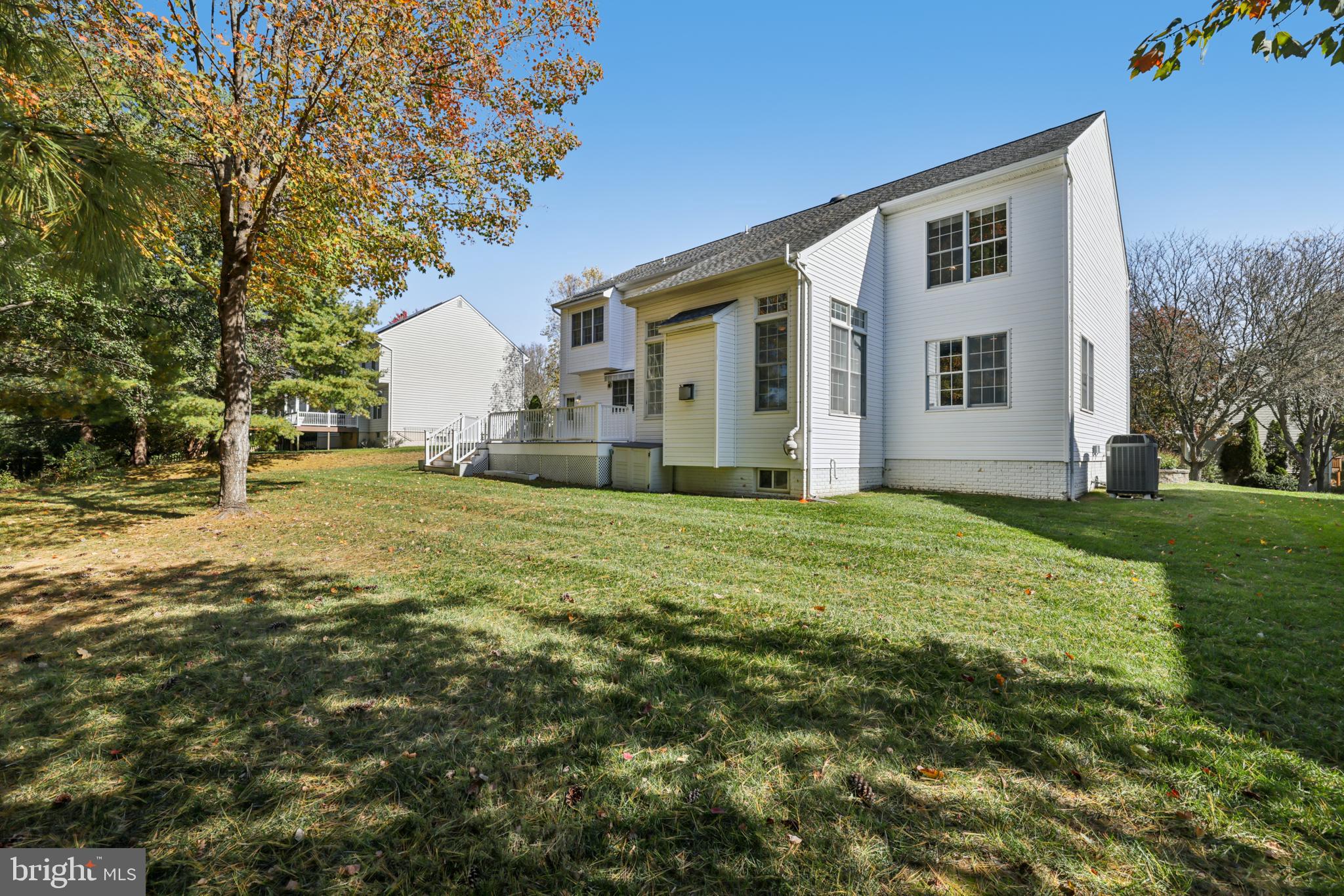 VILLAGE OF RIVER HILL - Residential