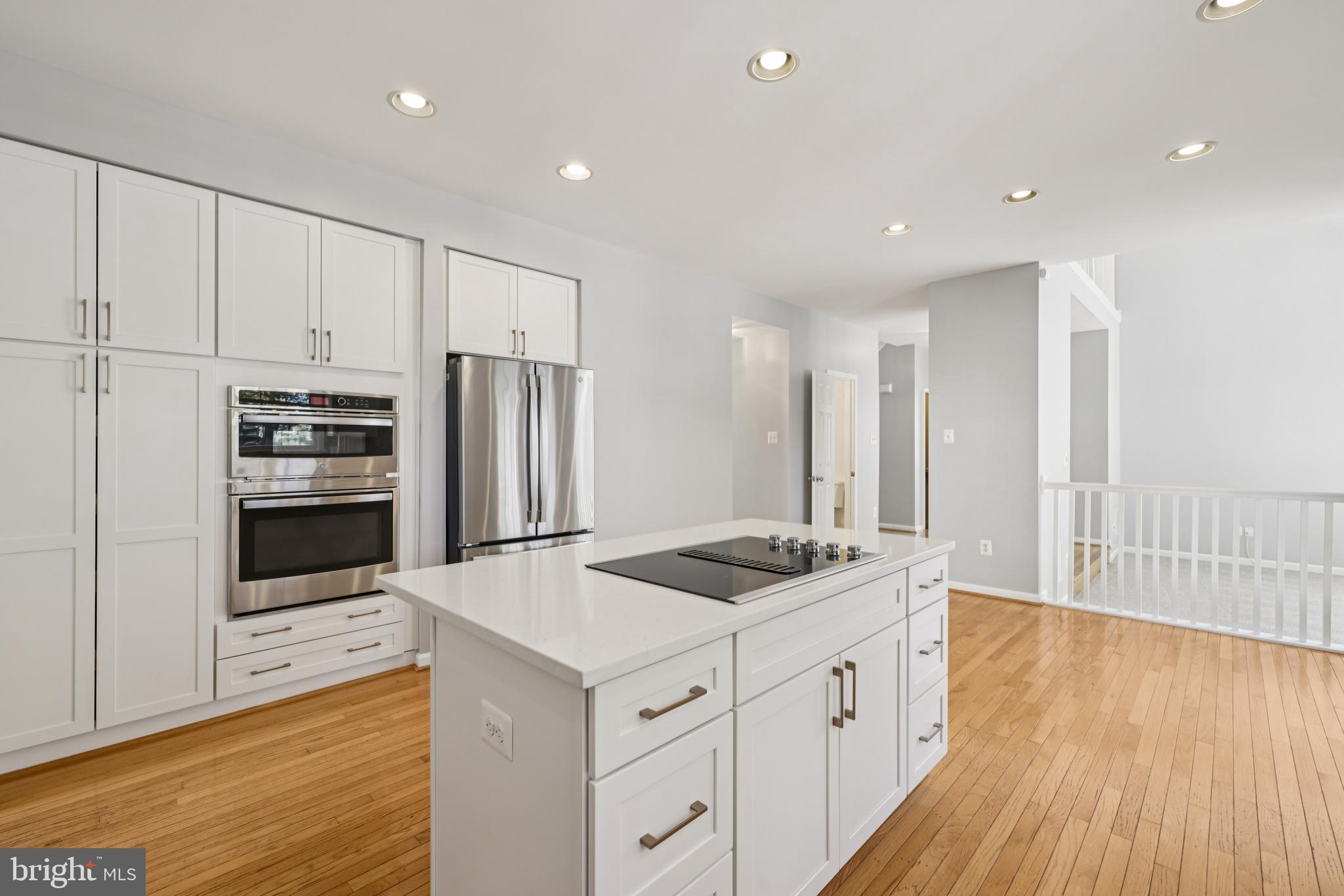 VILLAGE OF RIVER HILL - Residential