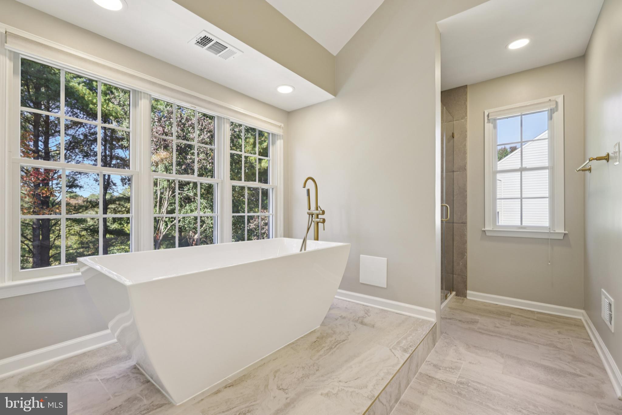 VILLAGE OF RIVER HILL - Residential