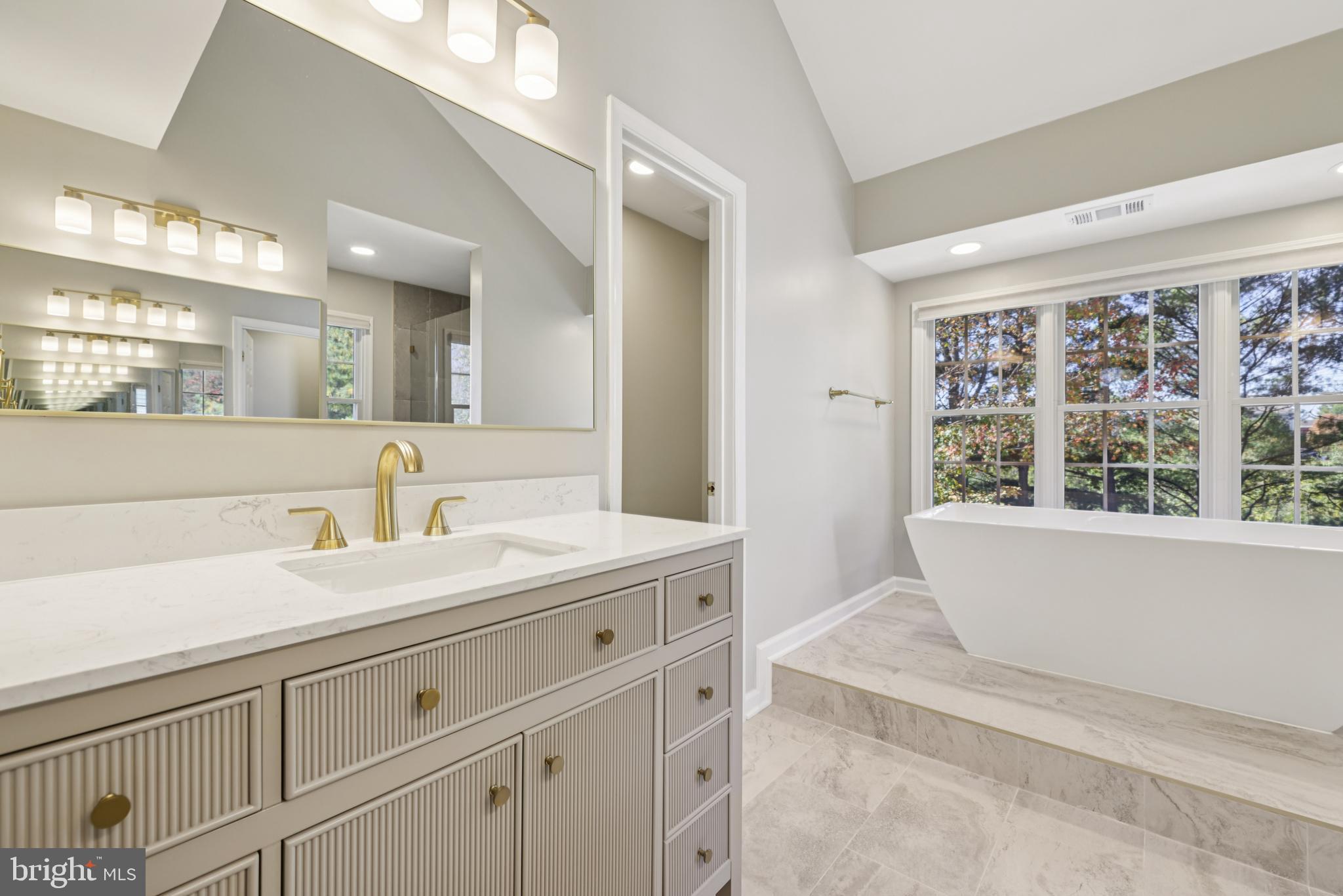 VILLAGE OF RIVER HILL - Residential