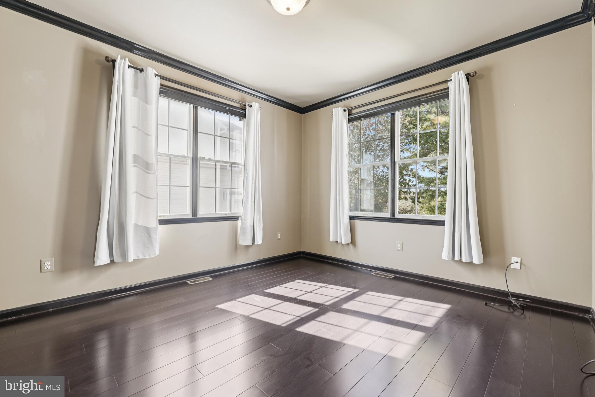 VILLAGE OF RIVER HILL - Residential