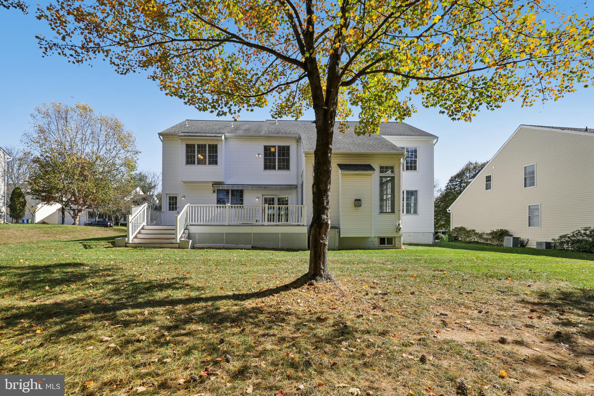 VILLAGE OF RIVER HILL - Residential