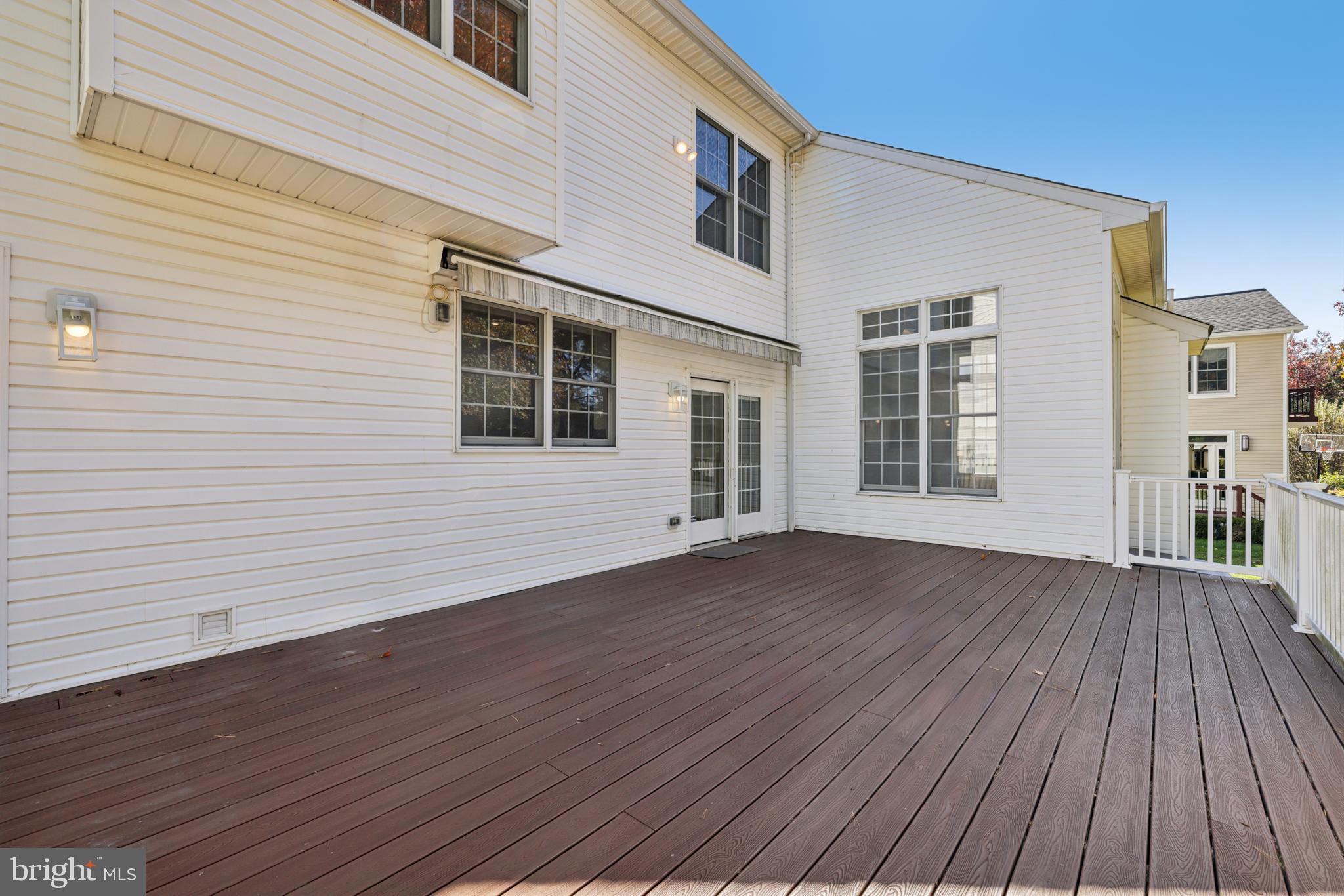 VILLAGE OF RIVER HILL - Residential