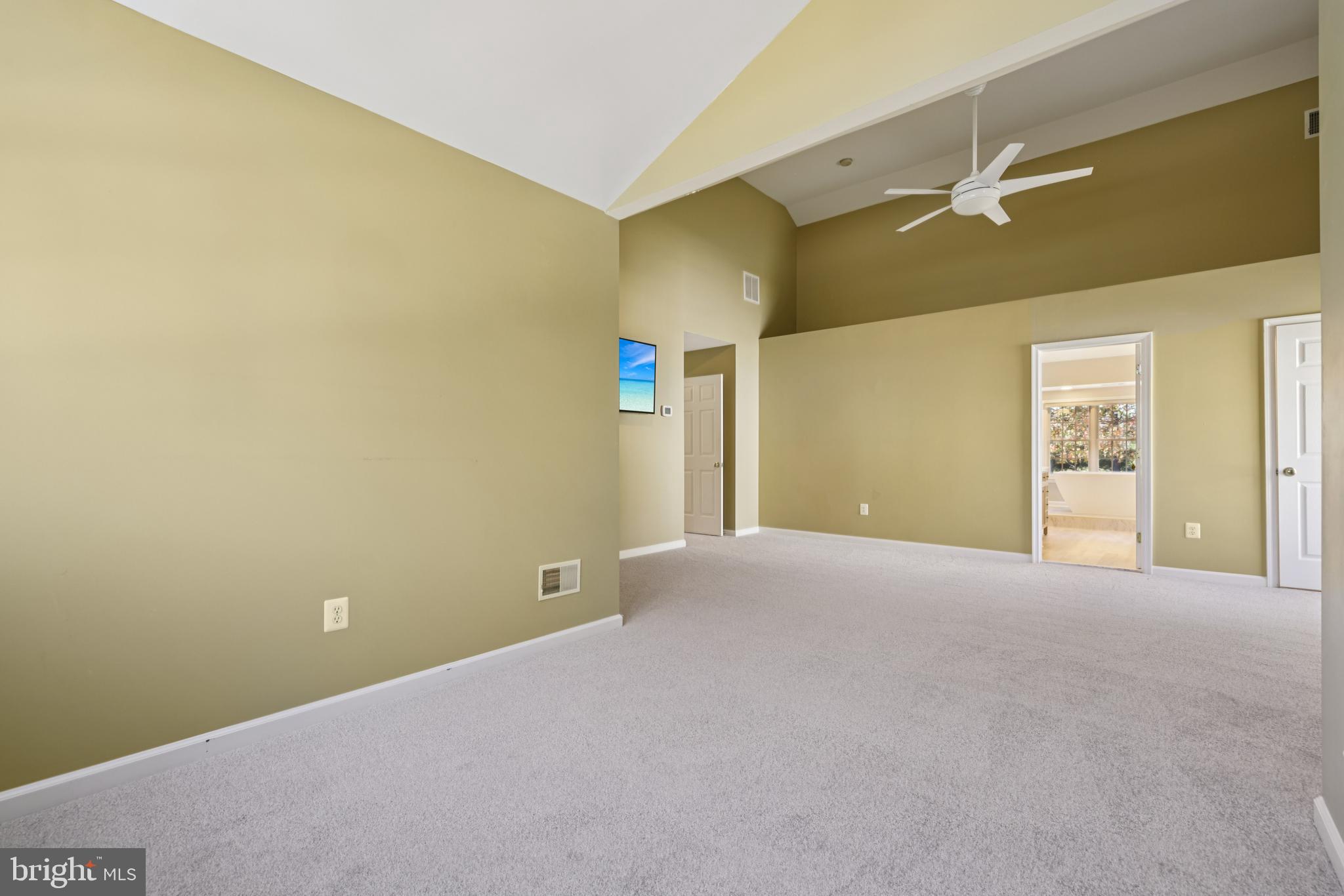 VILLAGE OF RIVER HILL - Residential