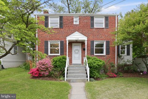 Photo of 10032 Dallas Avenue, SILVER SPRING, MD 20901 (MLS # MDMC2231038)