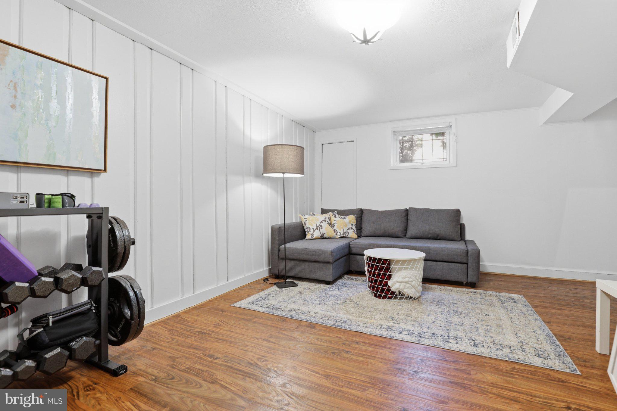 SOUTH FOUR CORNERS - Residential