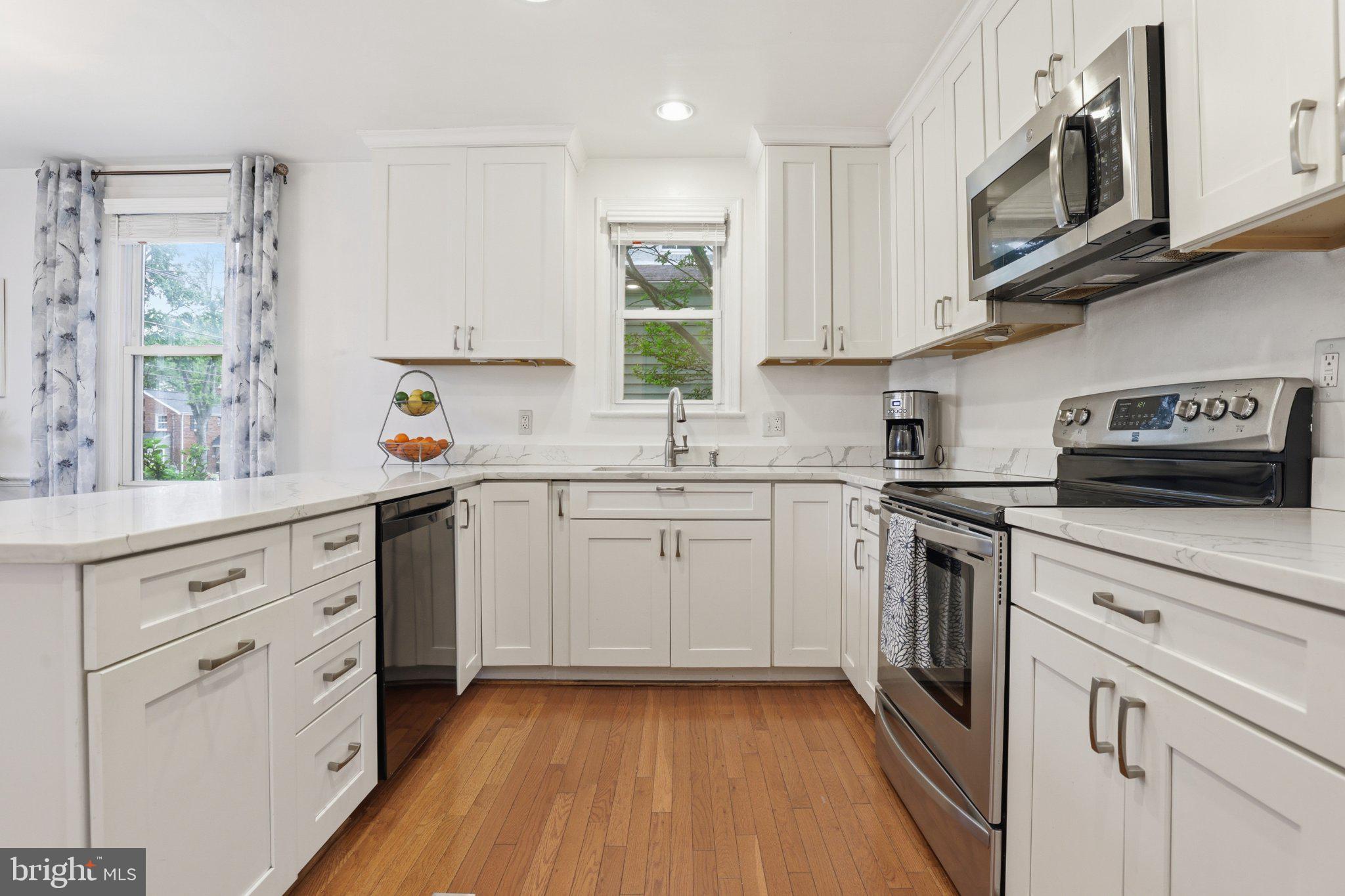 SOUTH FOUR CORNERS - Residential