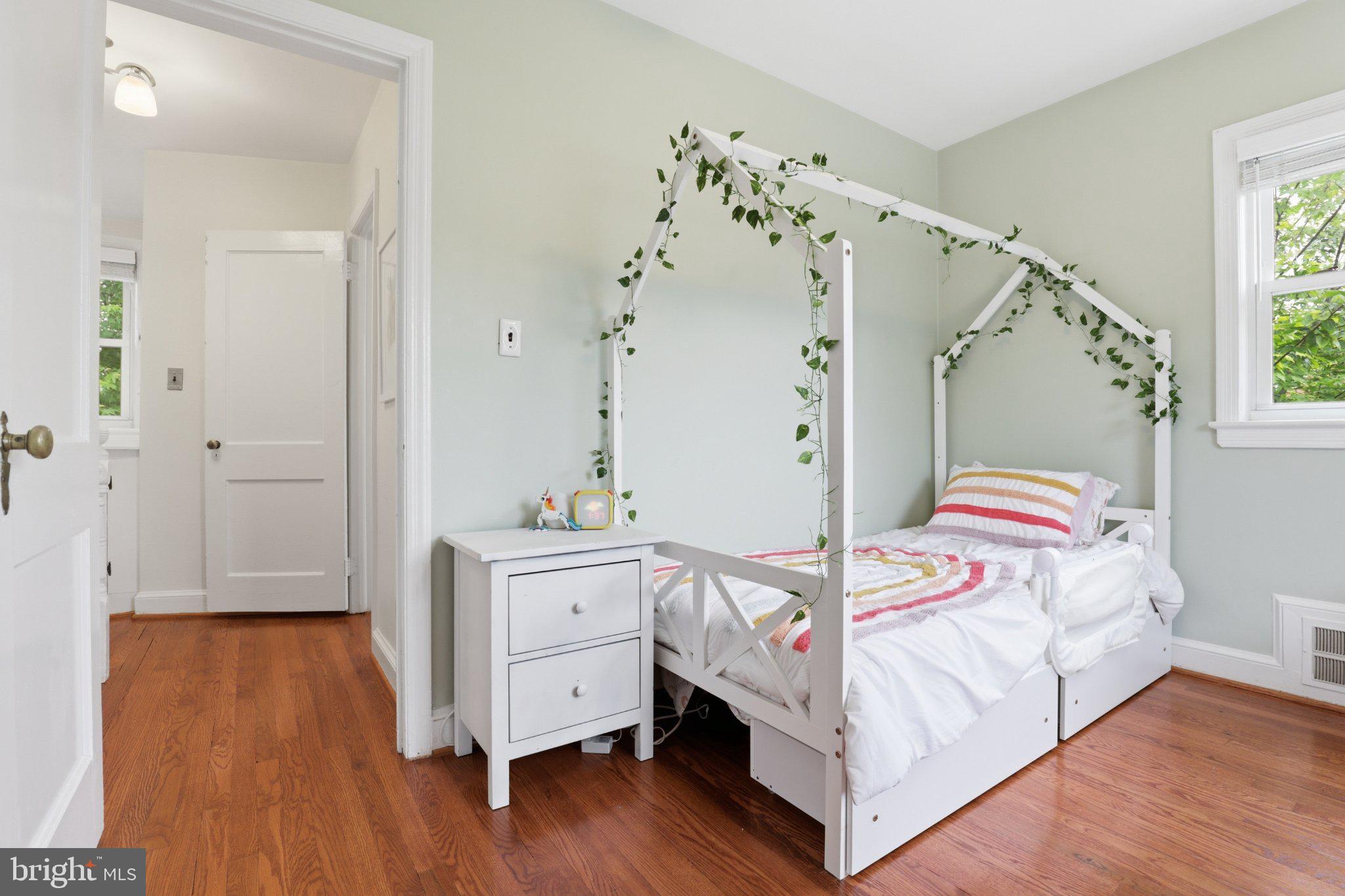SOUTH FOUR CORNERS - Residential