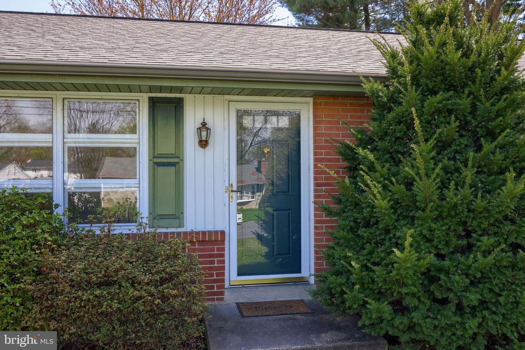 Photo of 1602 VISTA RD, LANCASTER, PA 17601 (MLS # PALA2033322)