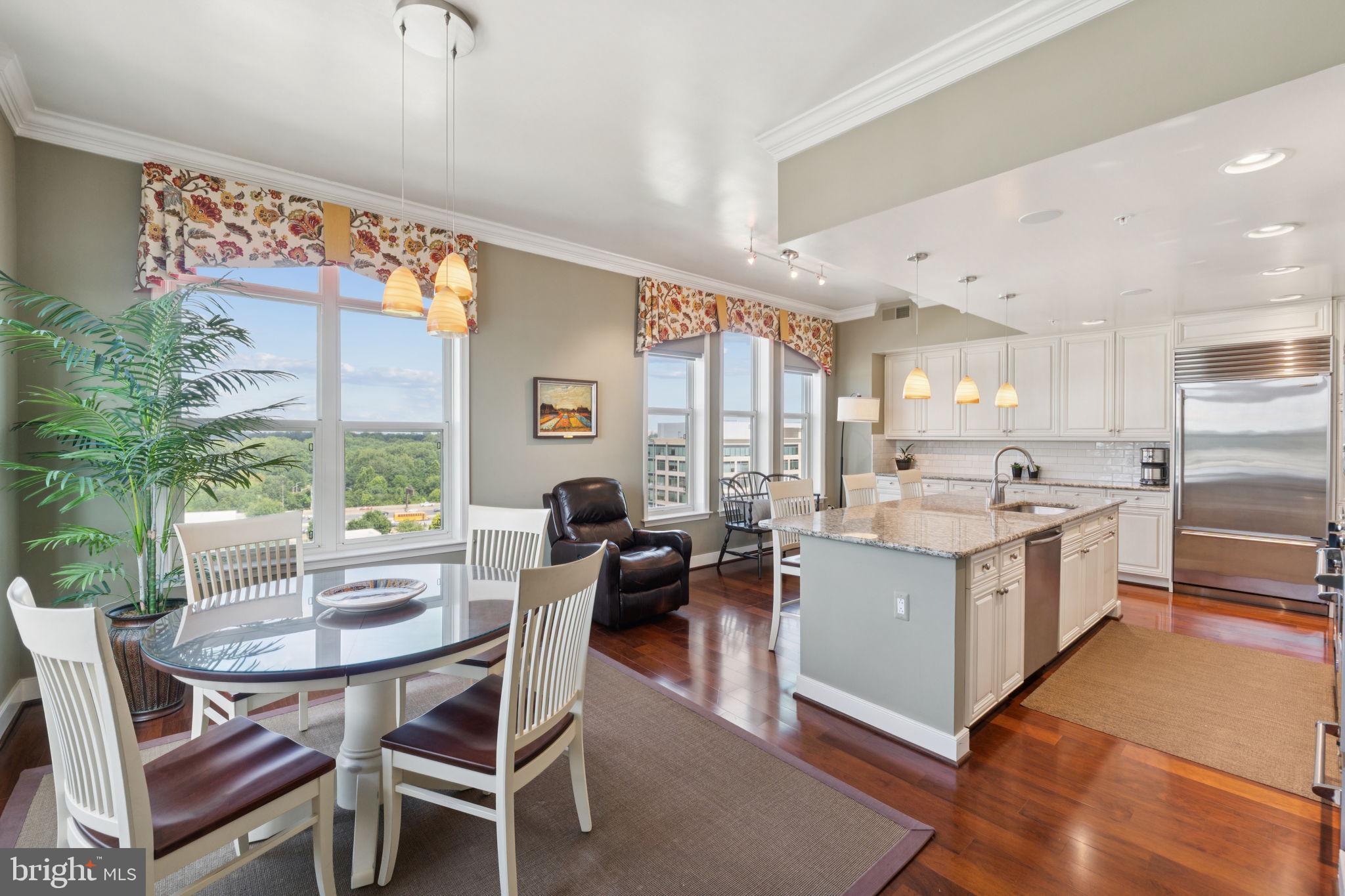 PARK POTOMAC - Residential