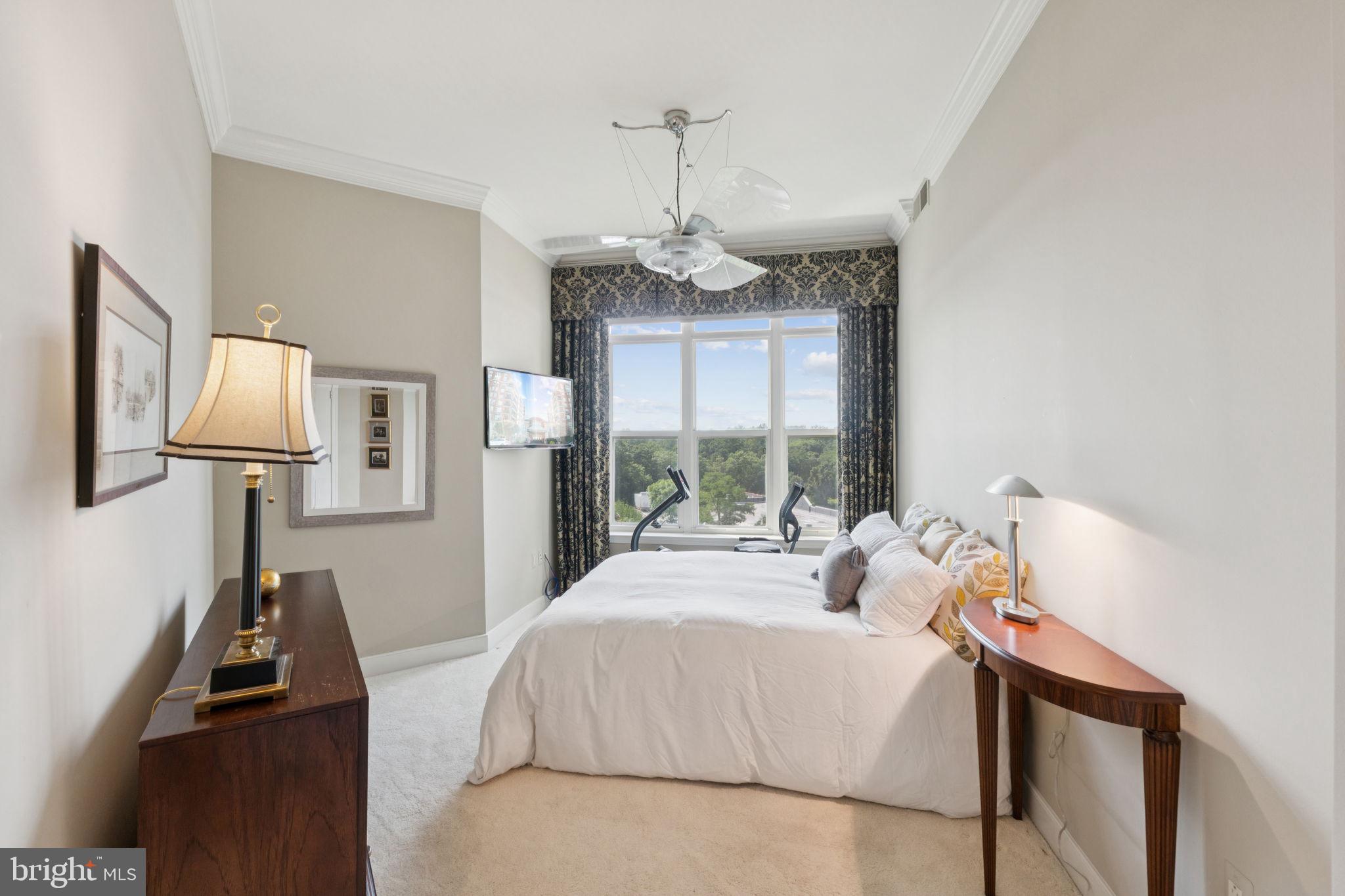 PARK POTOMAC - Residential