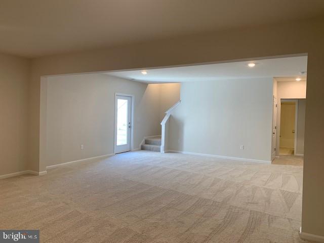 SHELTON KNOLLS - Residential