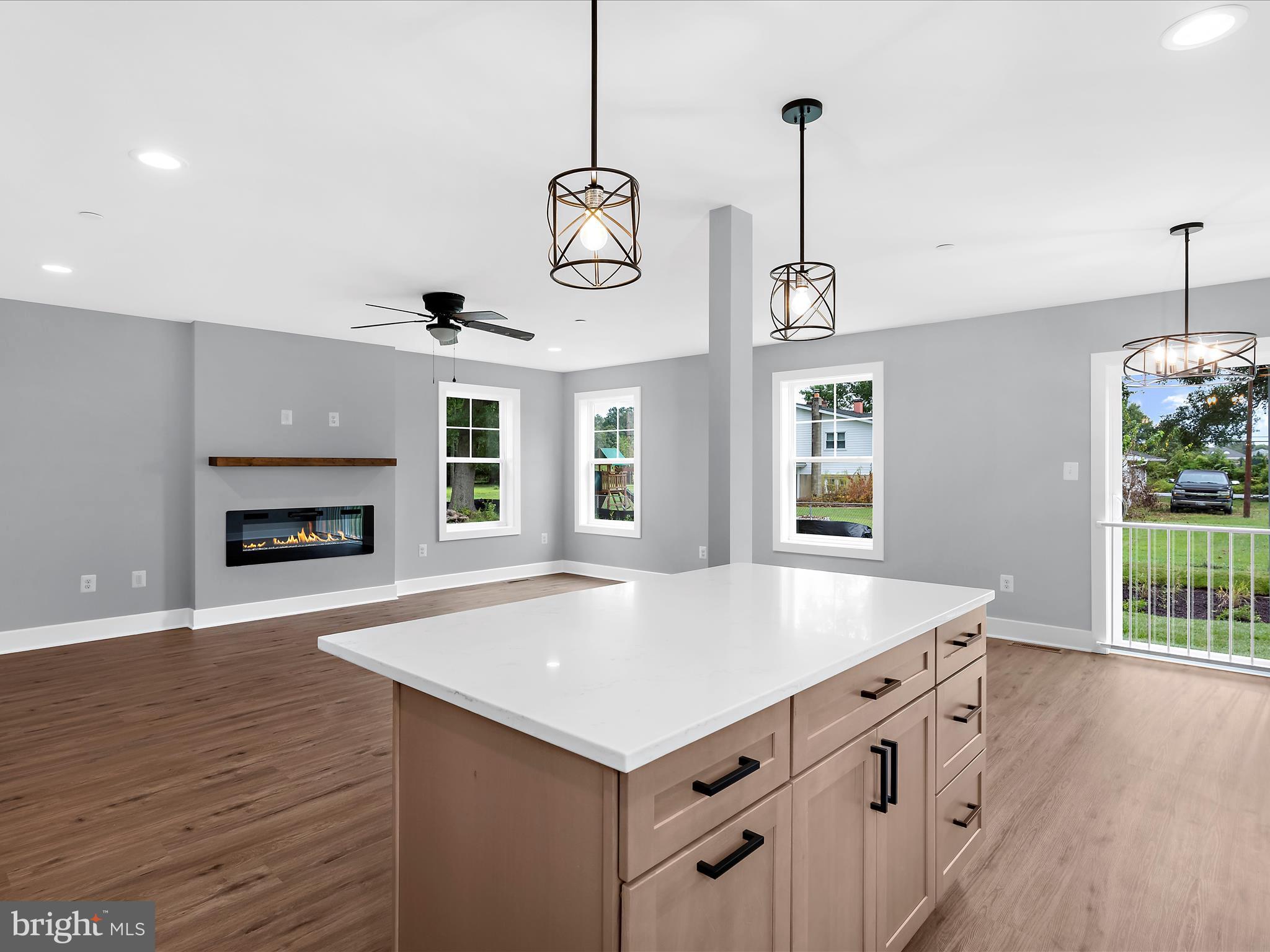 GRANDE VIEW PARK - Residential