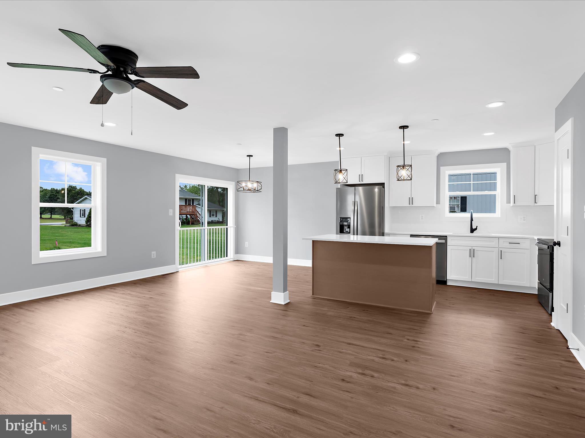 GRANDE VIEW PARK - Residential