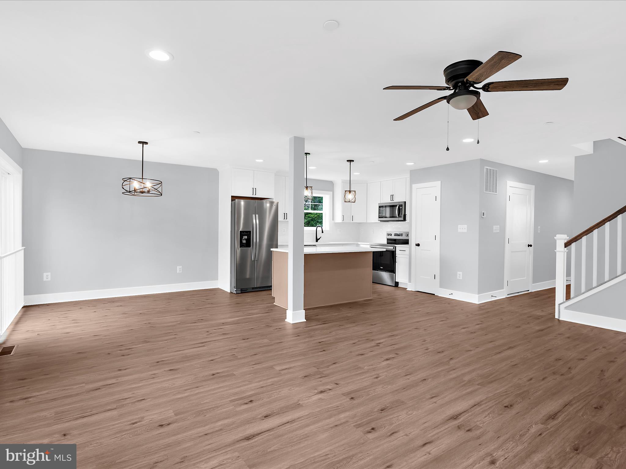 GRANDE VIEW PARK - Residential