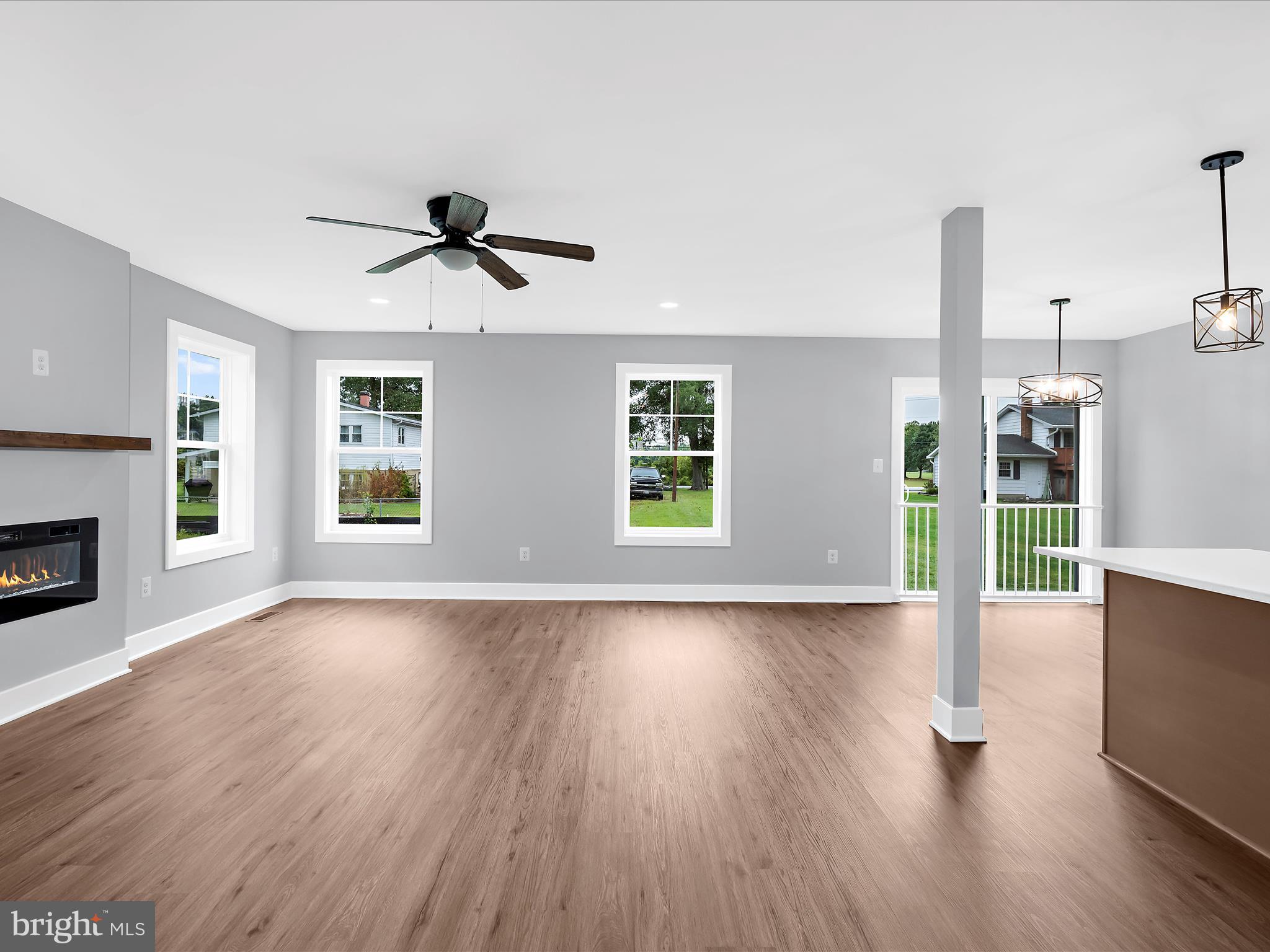 GRANDE VIEW PARK - Residential