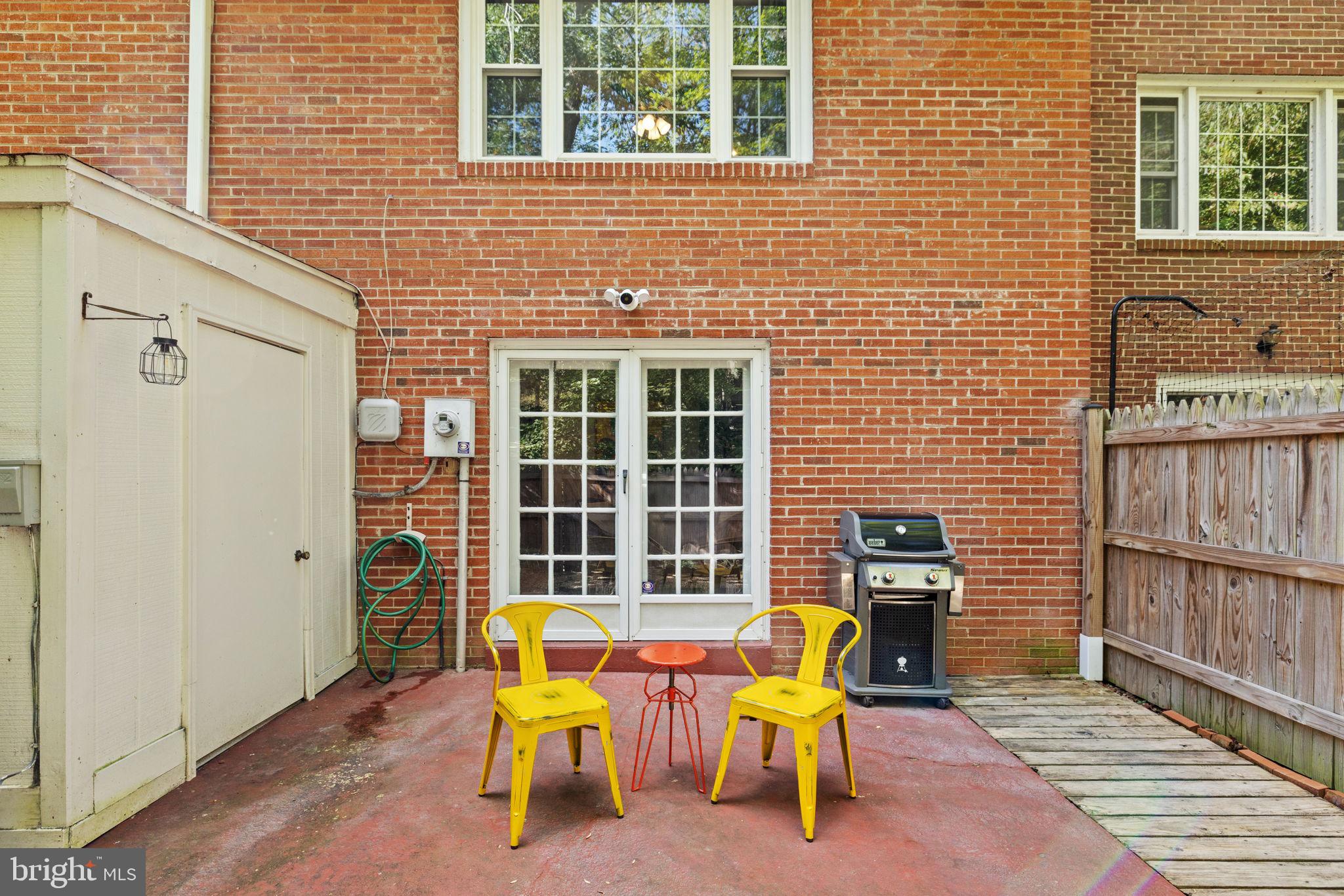 CARDINAL SQUARE - Residential