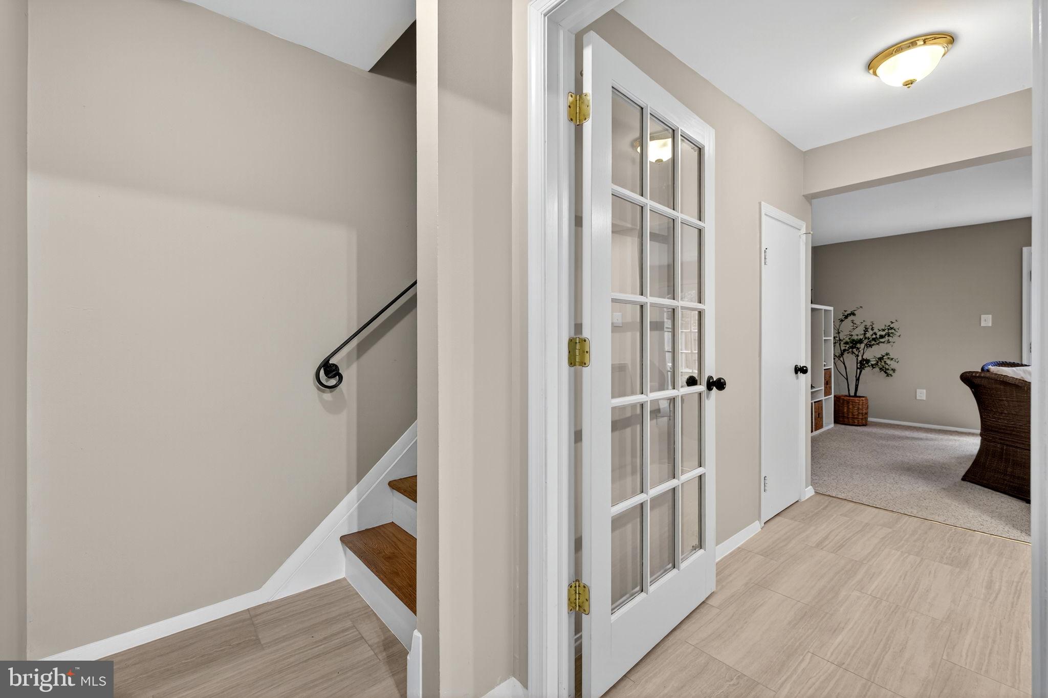 CARDINAL SQUARE - Residential