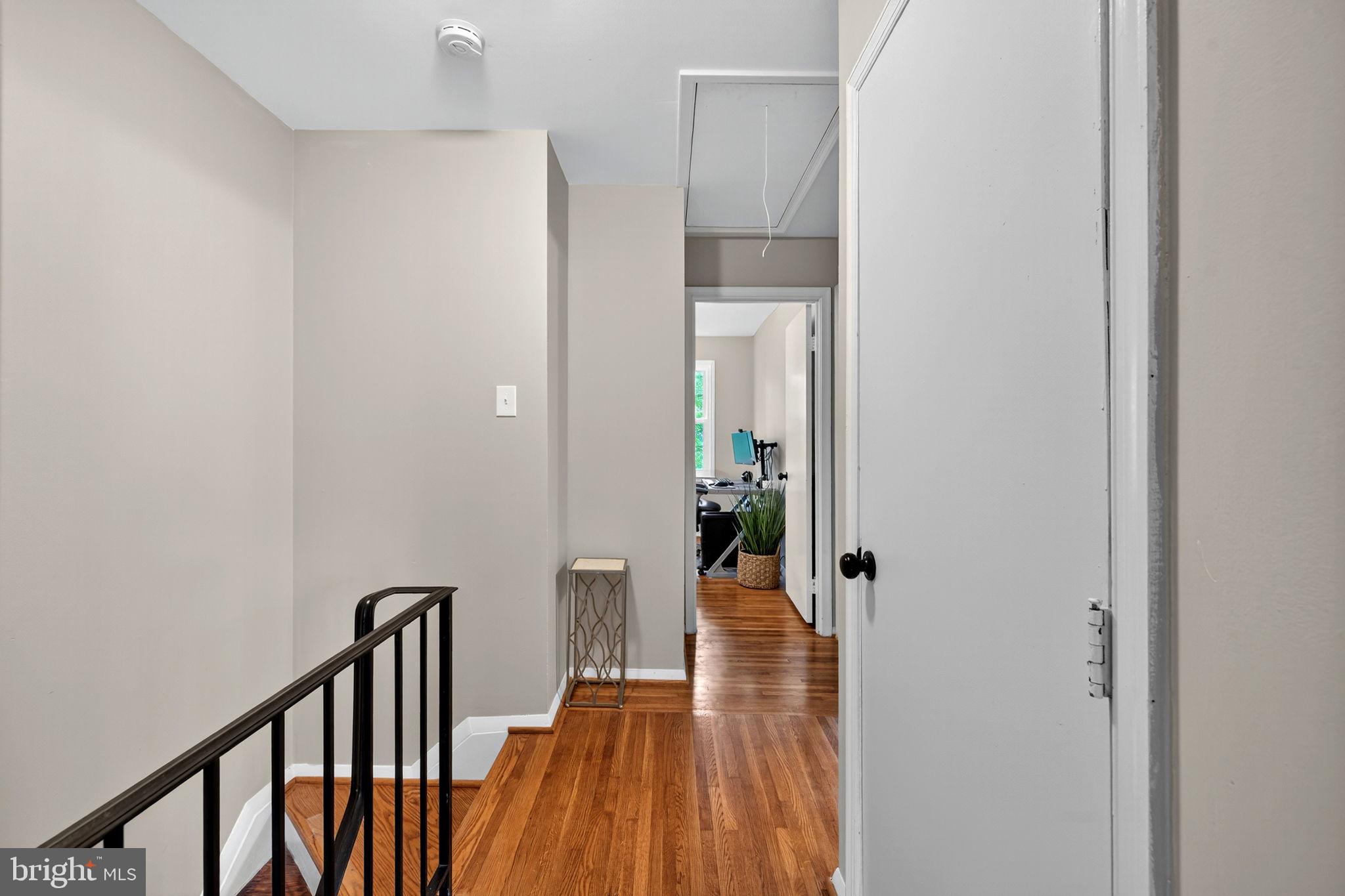 CARDINAL SQUARE - Residential