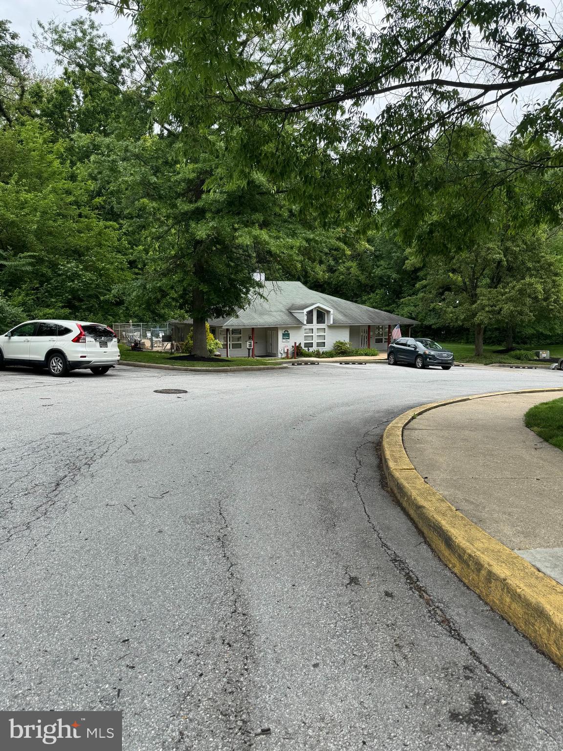 1633 GOVERNOR HOUSE CIRCLE 199