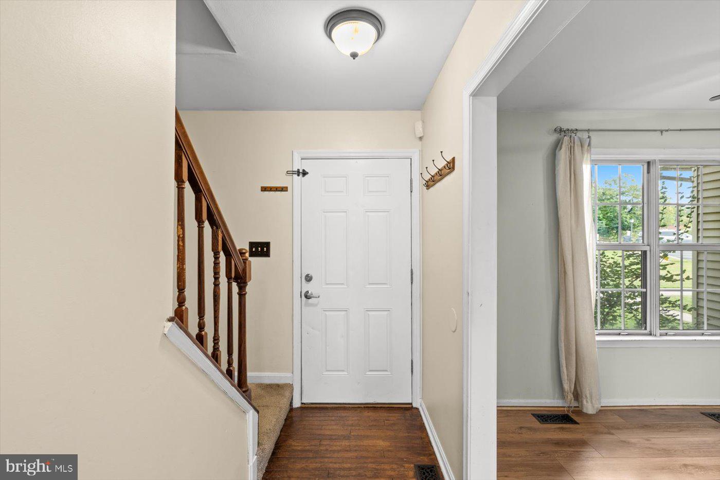 16 TALL OAKS COURT