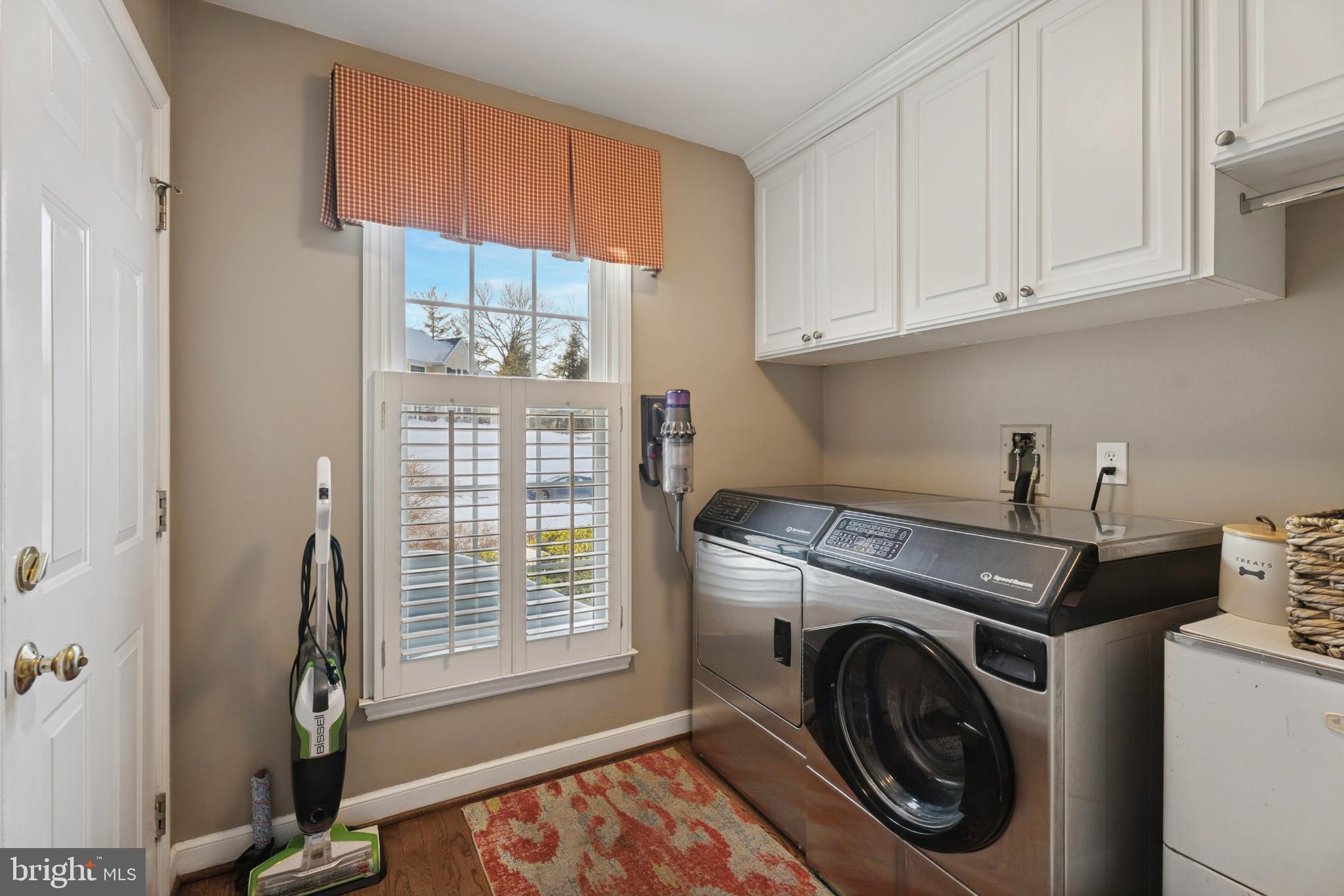 AVONWOOD - Residential