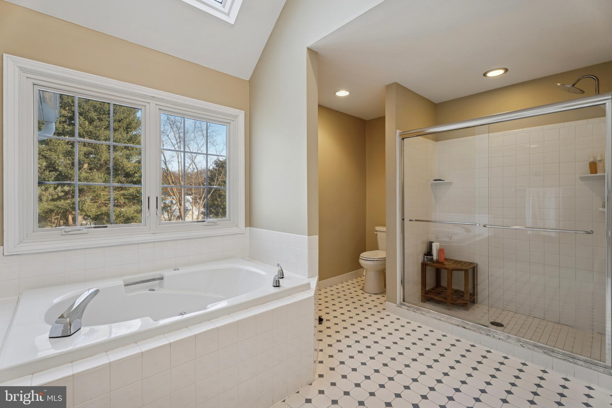 AVONWOOD - Residential