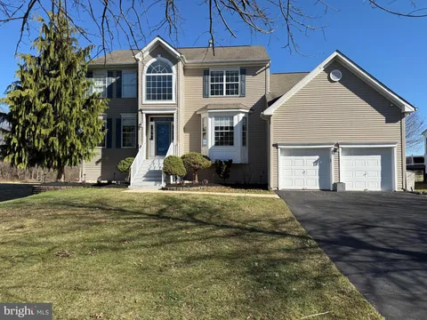 32 Moorsgate Cir, Hightstown, NJ 08520 - MLS#: NJME2056230