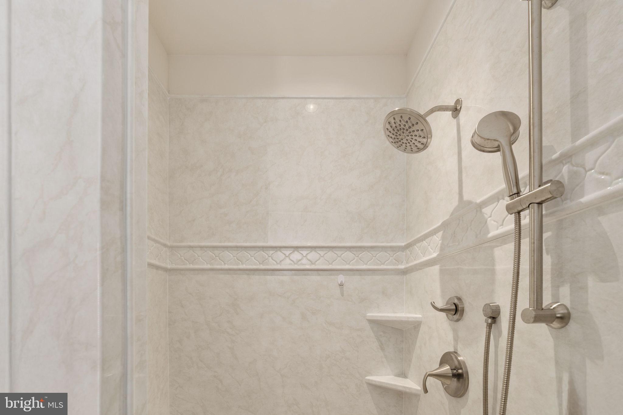 BARLEY WOODS - Residential