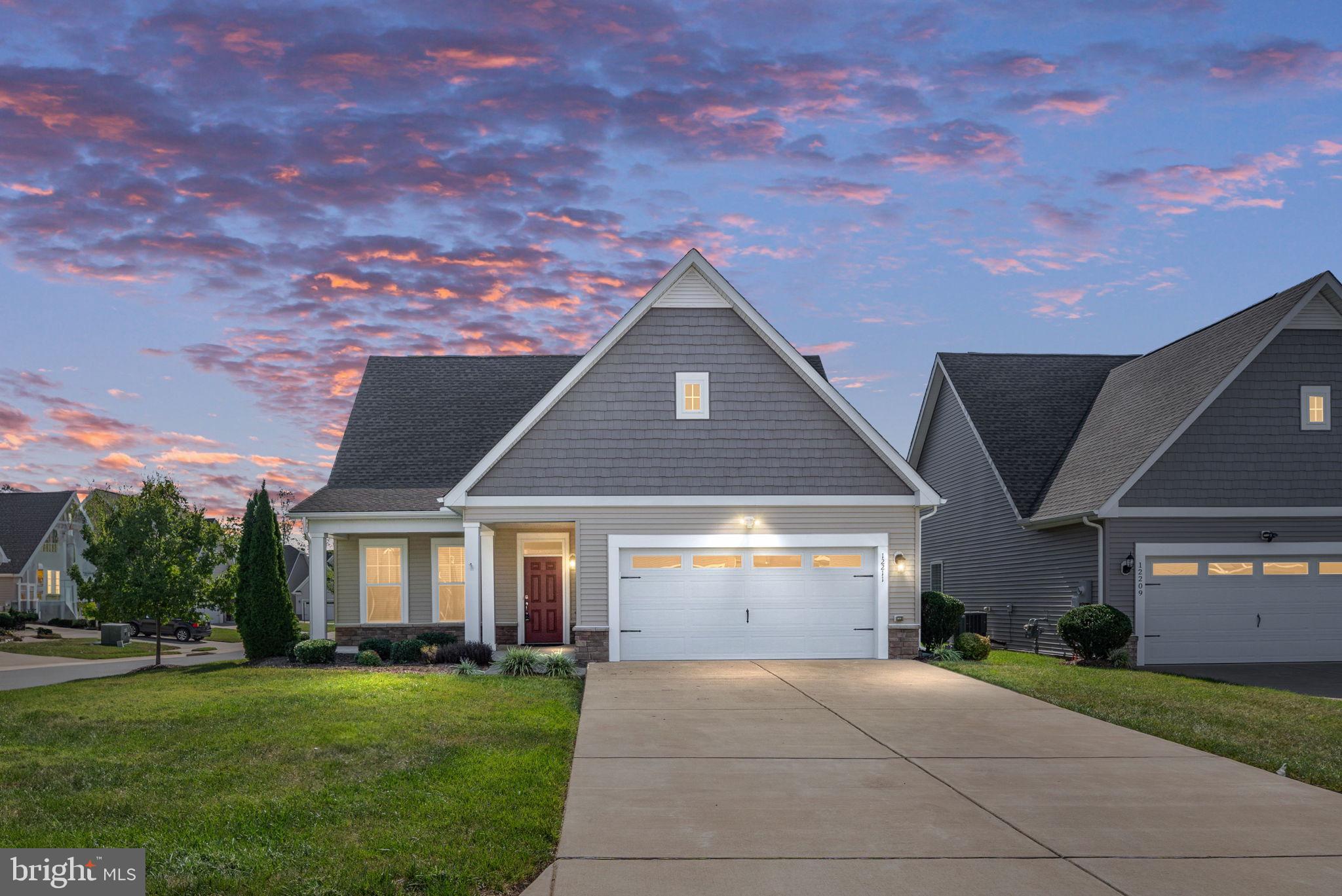 12211 GLEN OAKS DRIVE