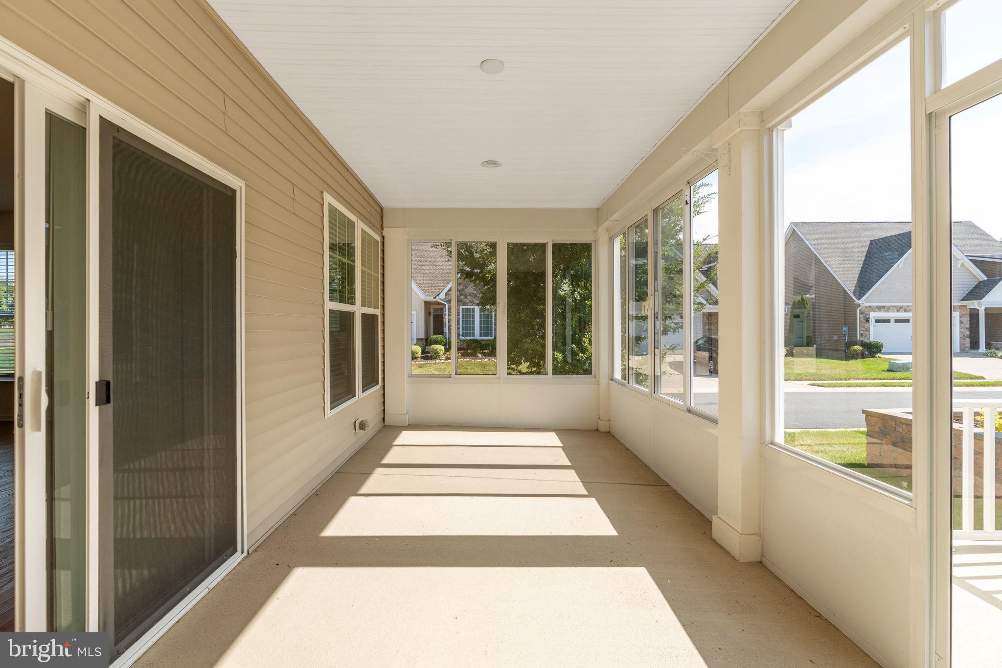 12211 GLEN OAKS DRIVE